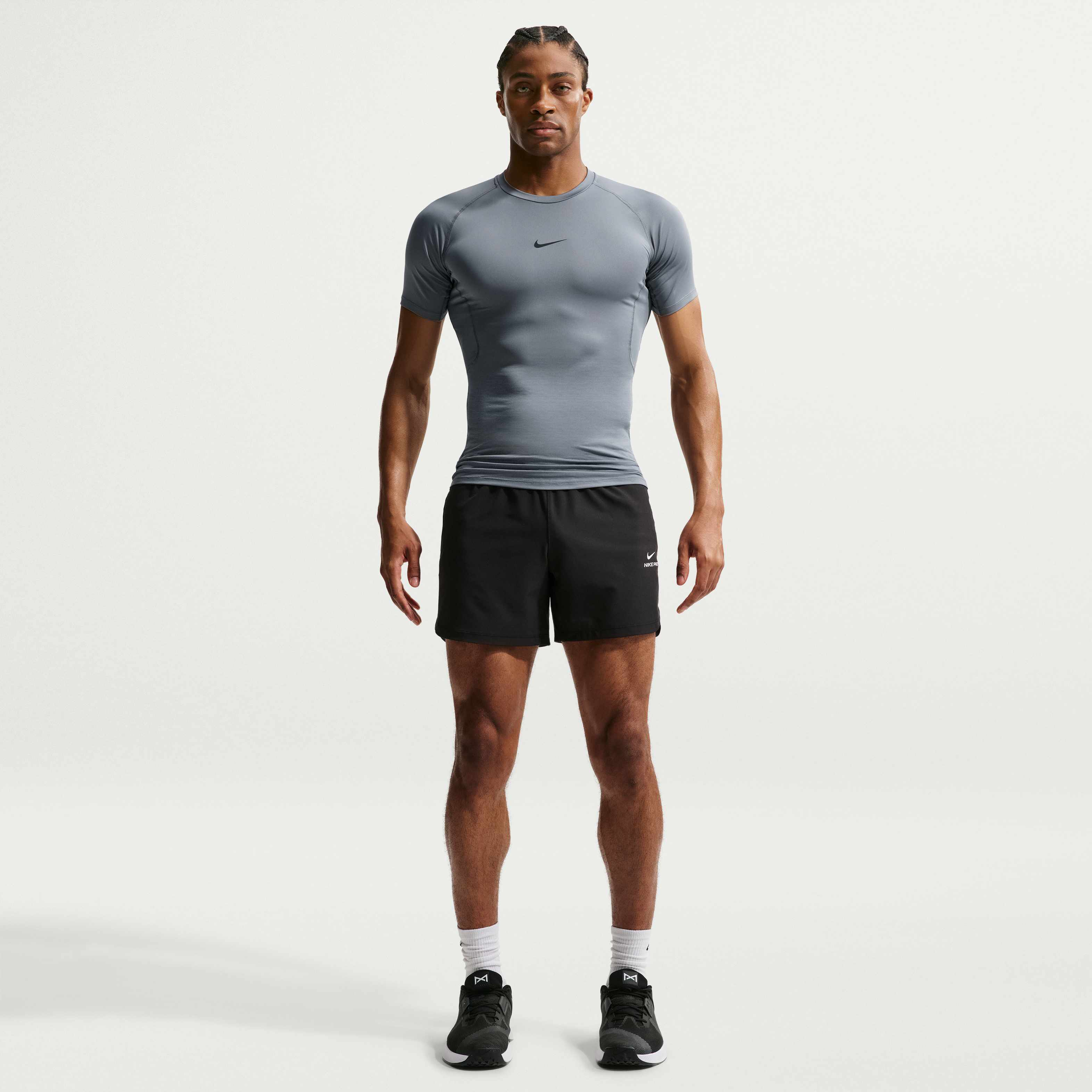 نايكي برو image number 3