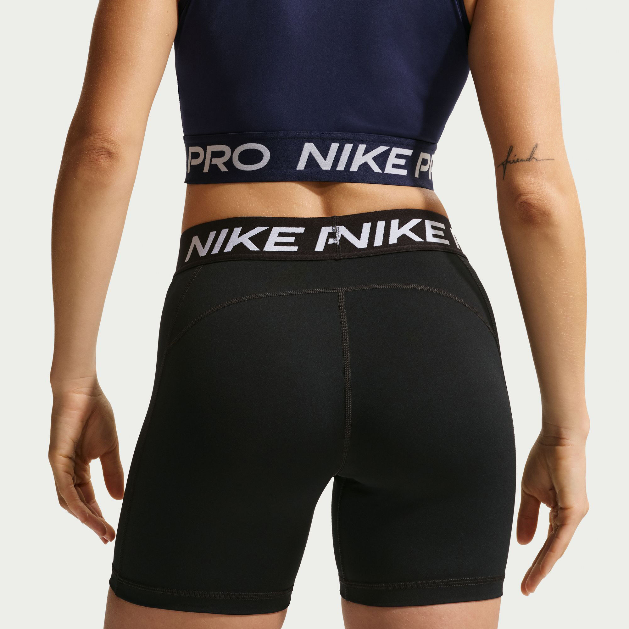Nike Pro 365 image number 3