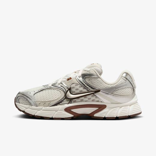 Nike V5 RNR-نايكي, نايكي V5 RNR, حذاء للنساء بلمسات عاكسة