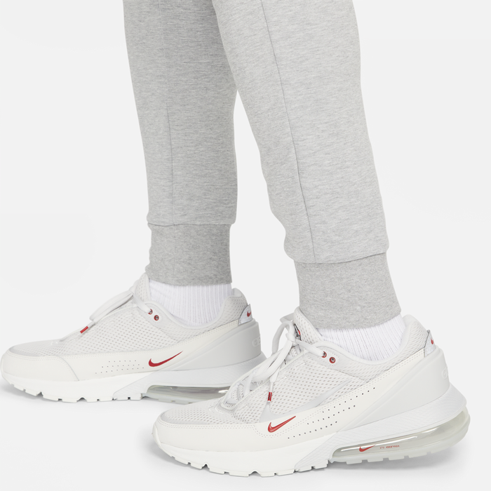 Nike tech fleece 2024 joggers slim fit