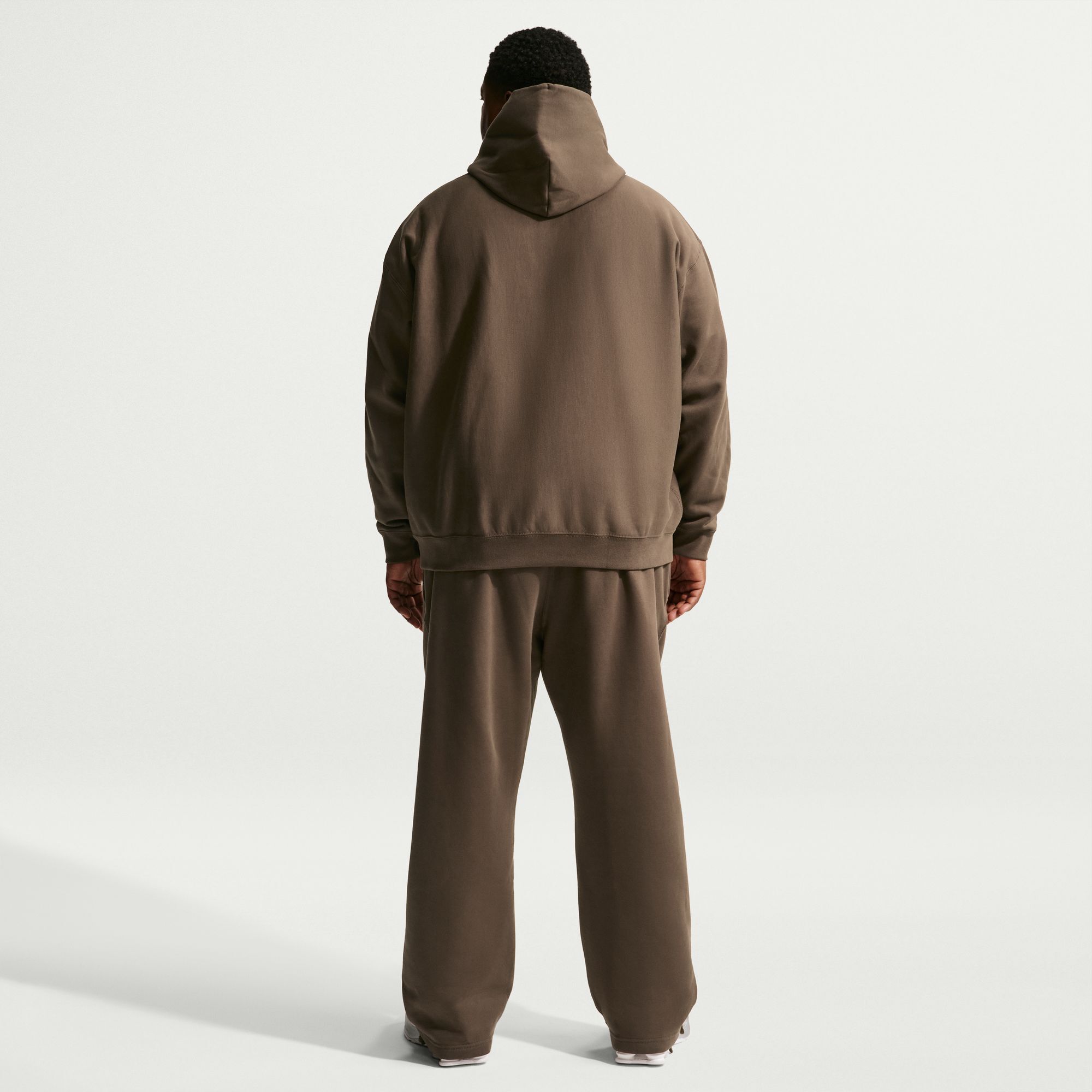 Nike Solo Swoosh image number 9