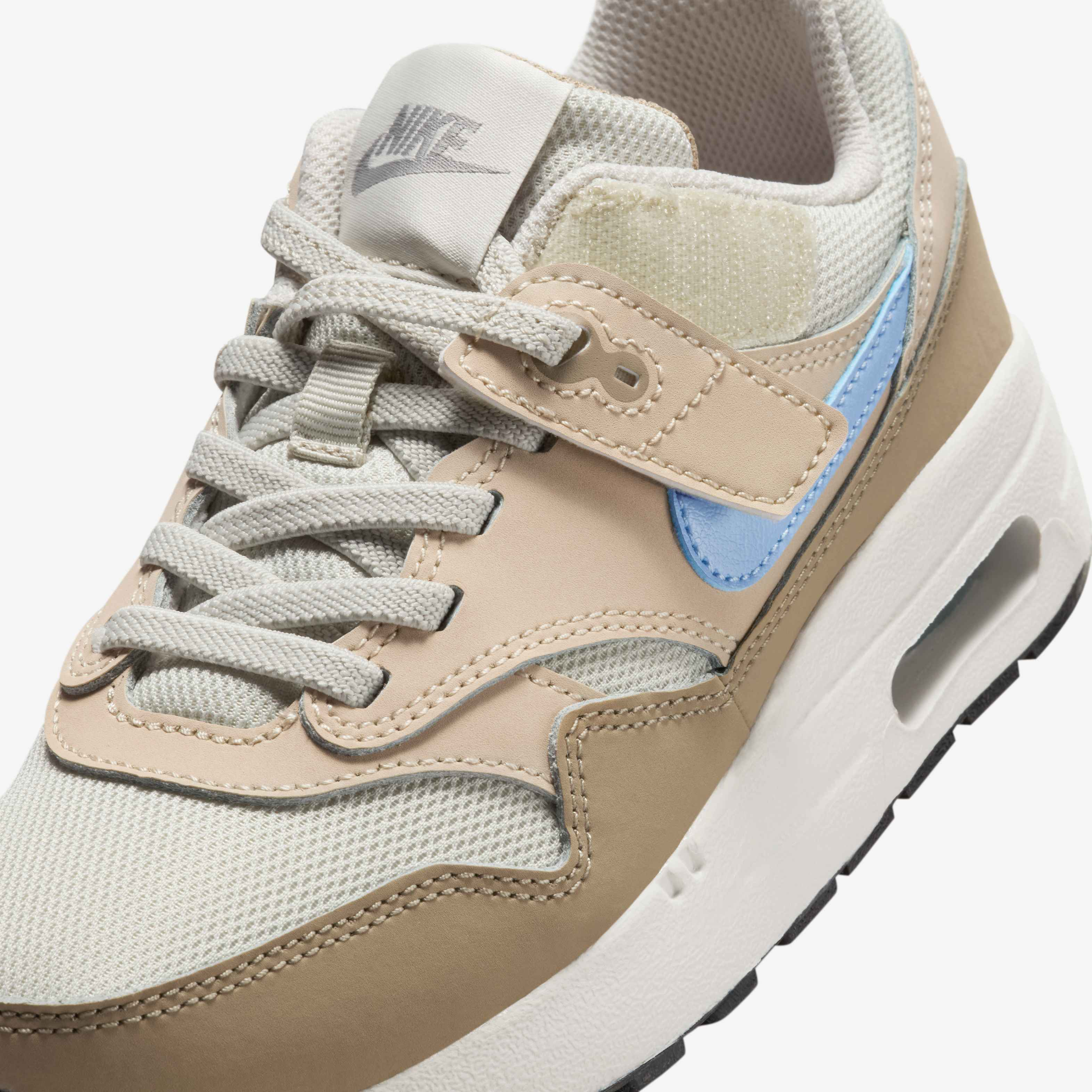 Nike Air Max 1 EasyOn image number 6