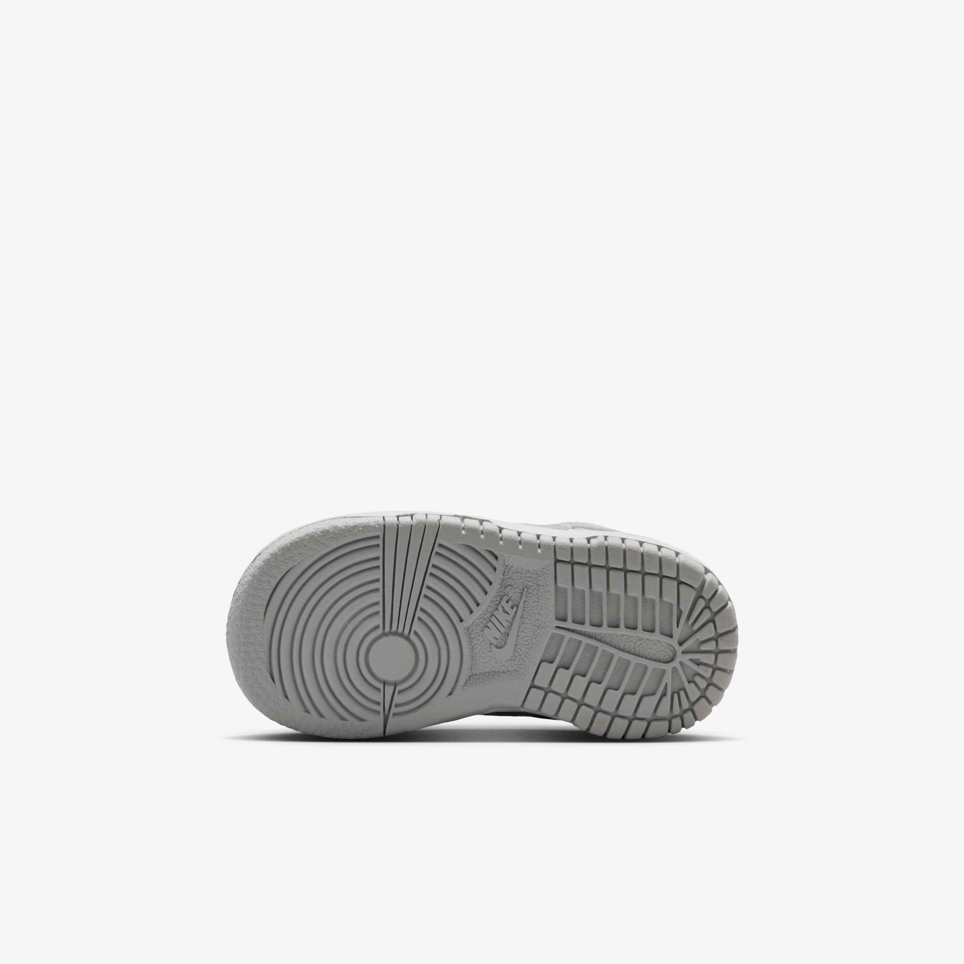 Nike Dunk Low image number 1