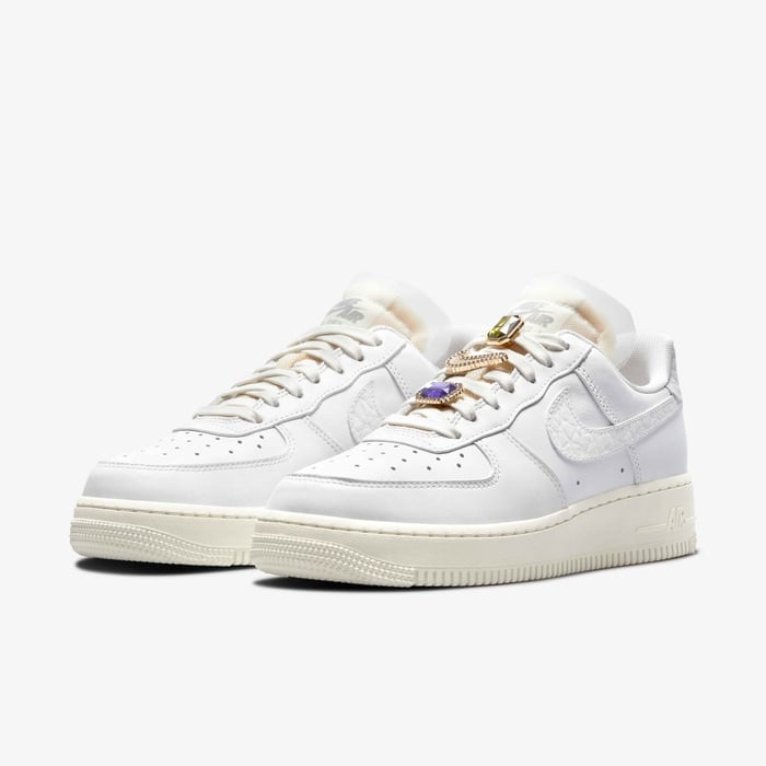 Nike Air Force 1 Low Premium image number 4 Nike Air Force 1 Low Premium image number 4