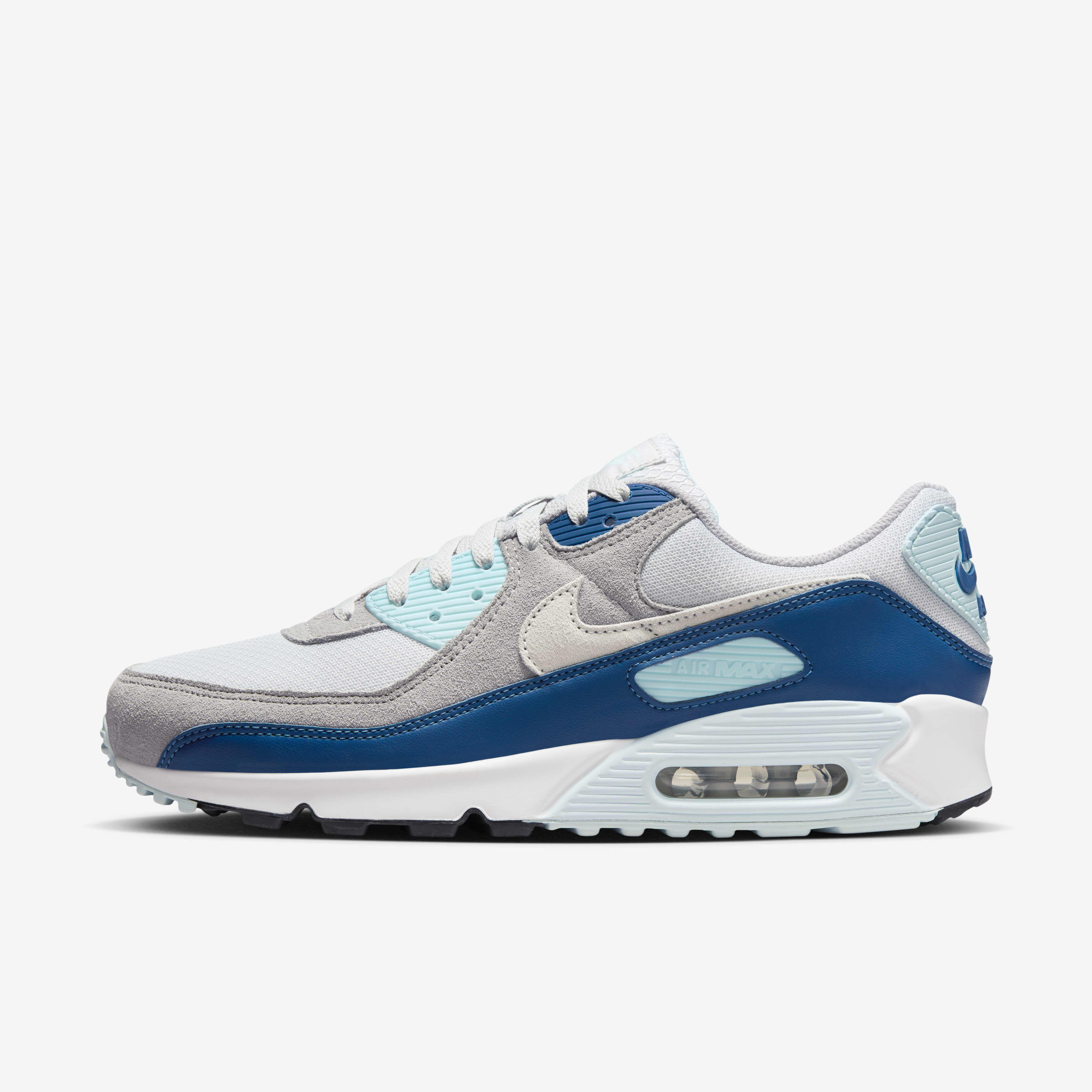 Nike shoes price in uae 2025