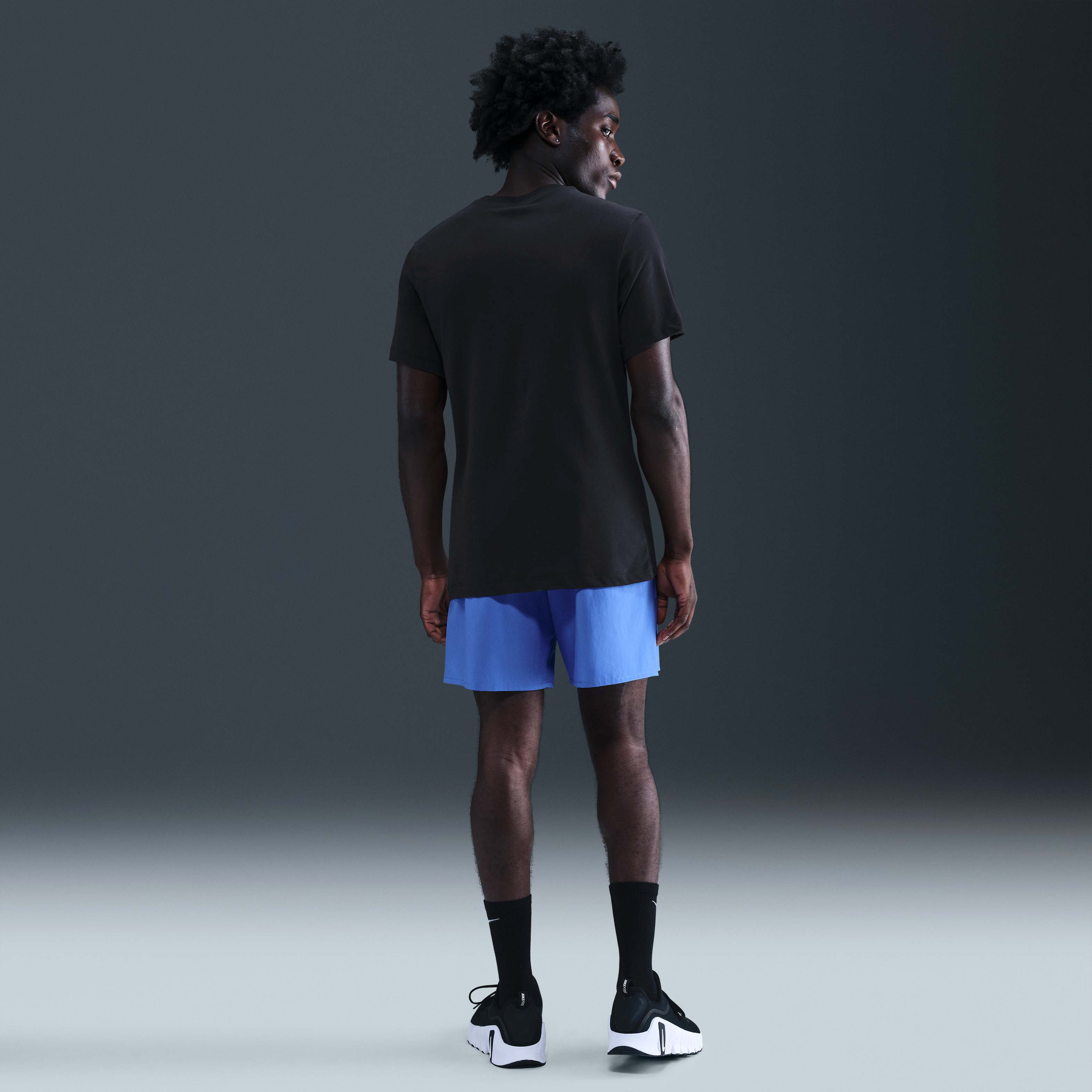 Nike image number 4