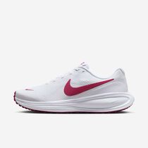 Nike Revolution 8