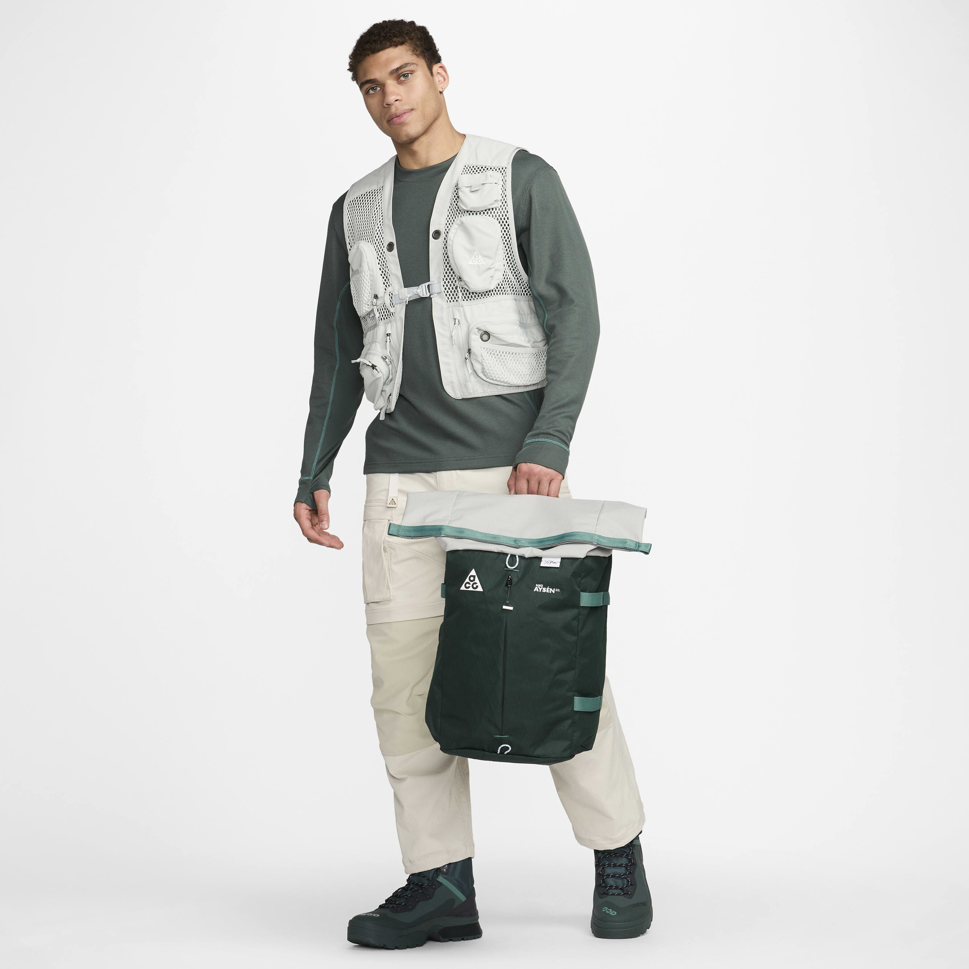 Buy Nike ACG Aysén Day Pack (32L) - Vintage Green/Light Iron