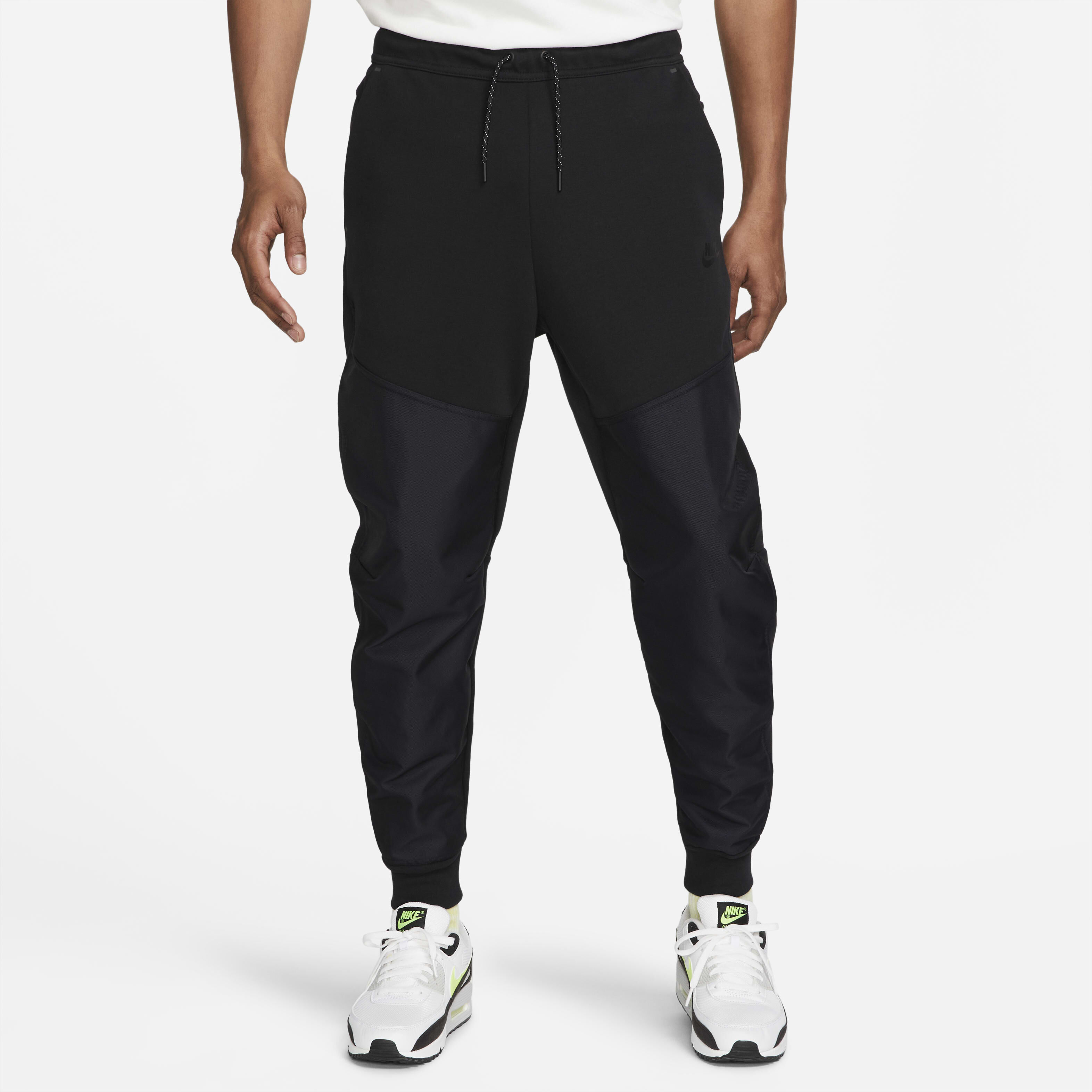Nike Sportswear Tech Fleece image number 0