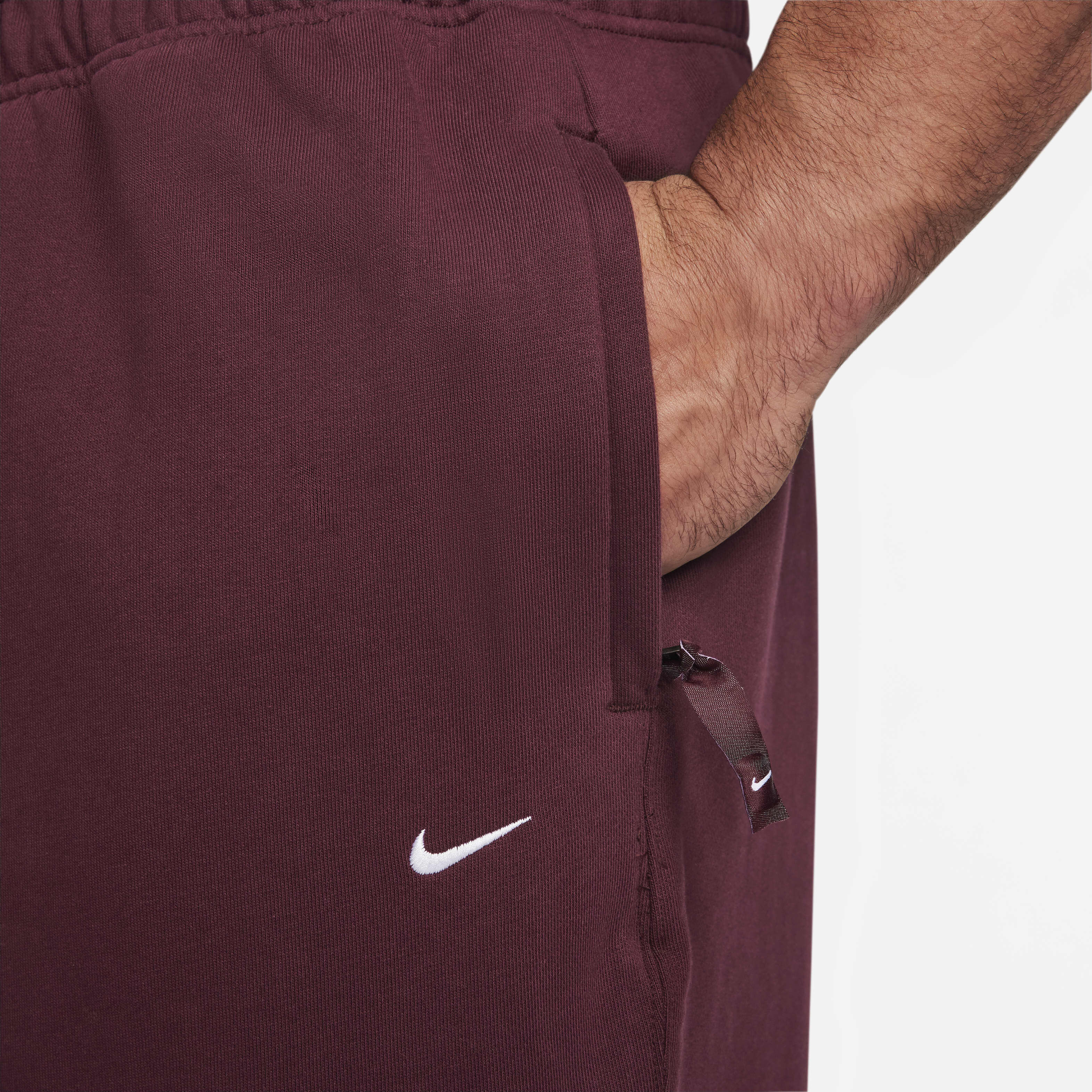 نايكي سولو سووش image number 10