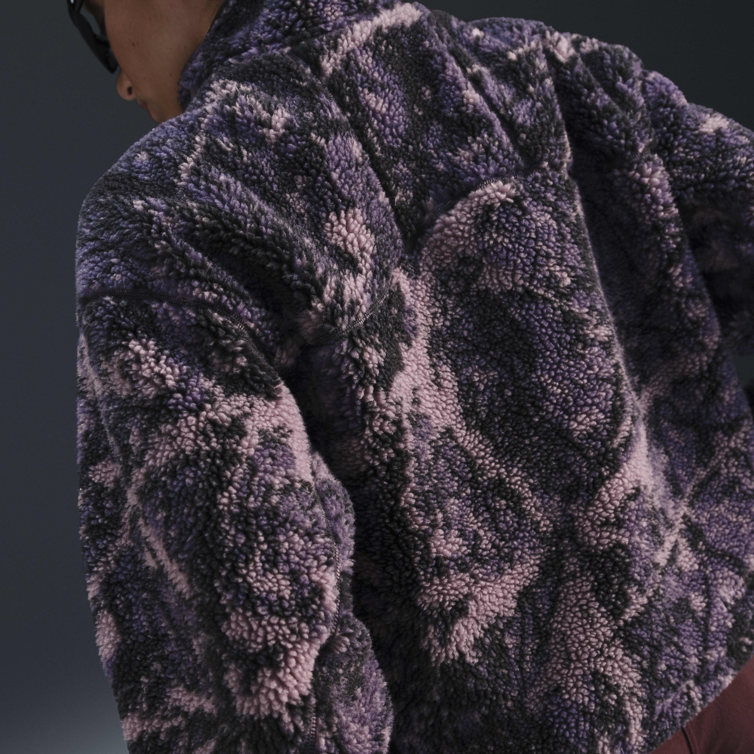 نايكي ايه سي جي 'كانويل جلايسر' image number 2