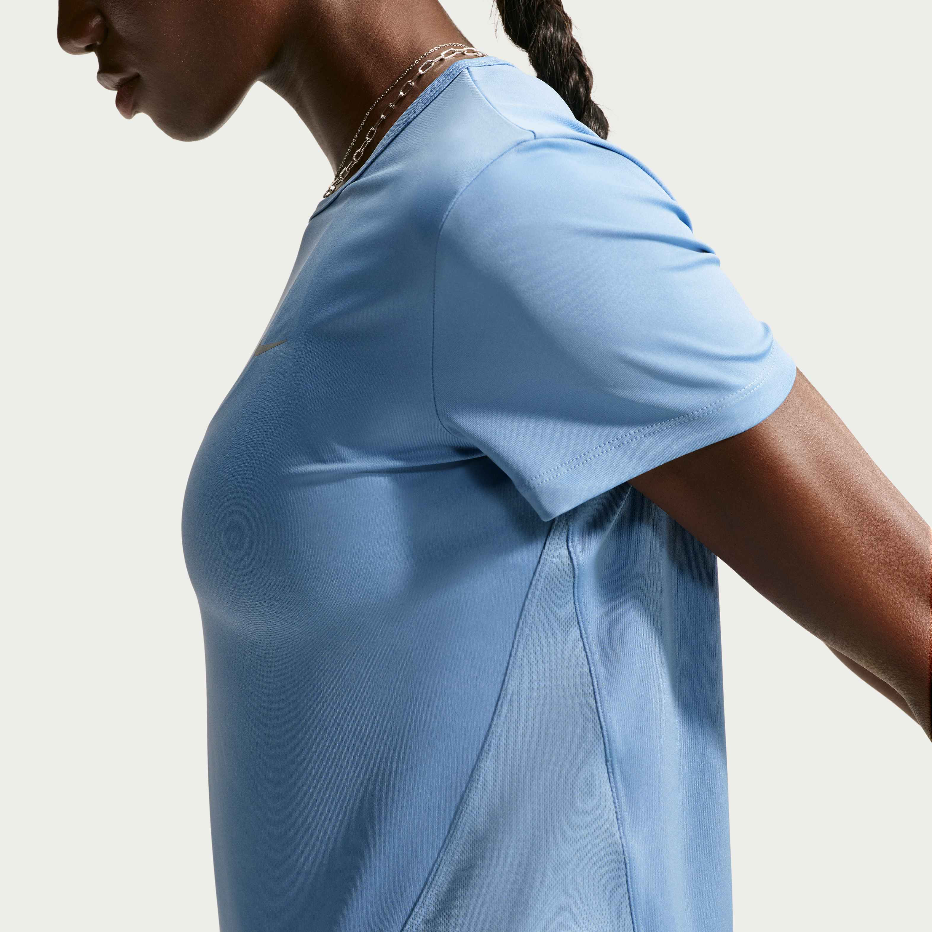 Nike Tempo image number 2