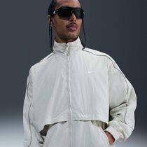 Nike Sportswear Solo Swoosh