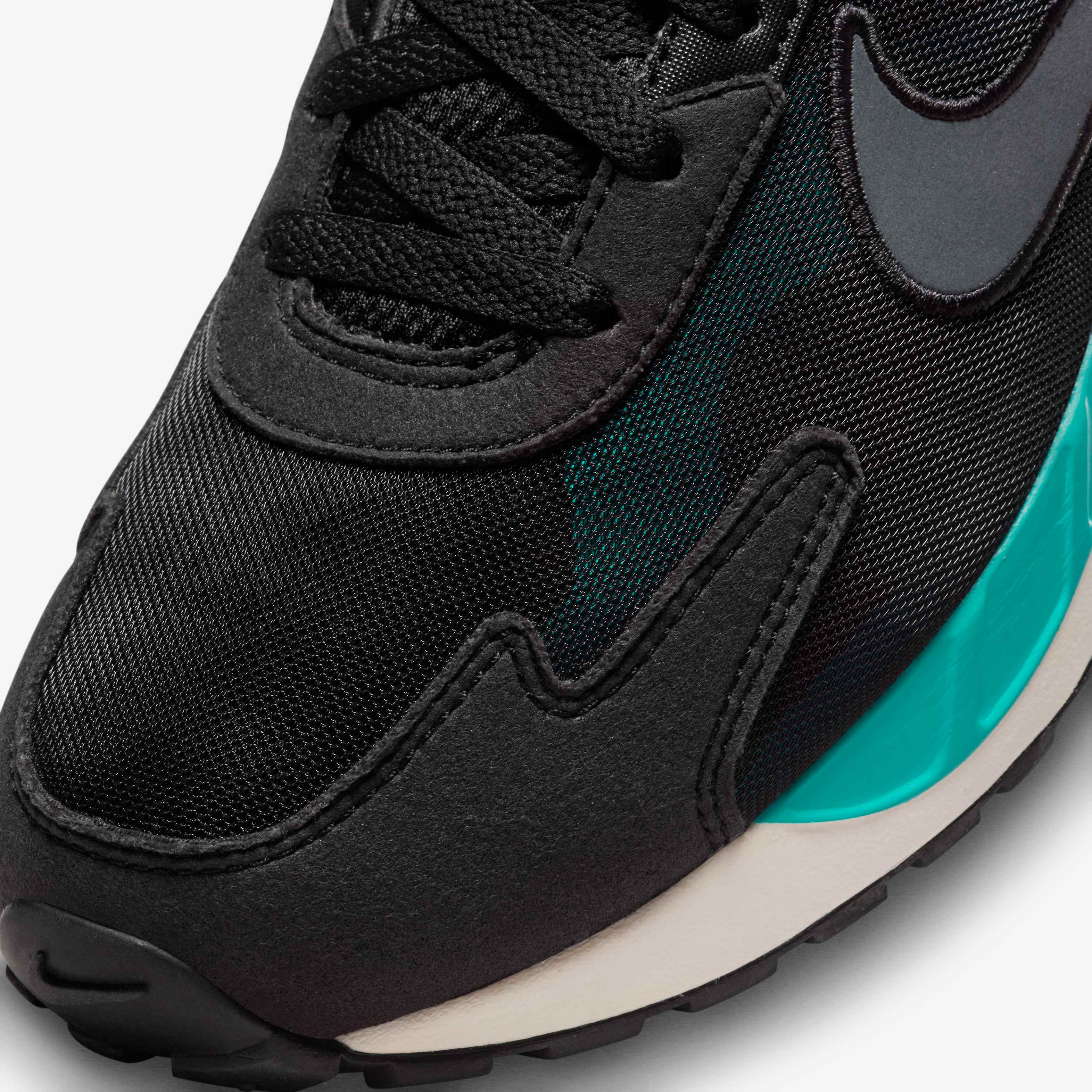 Nike Air Max Solo image number 7