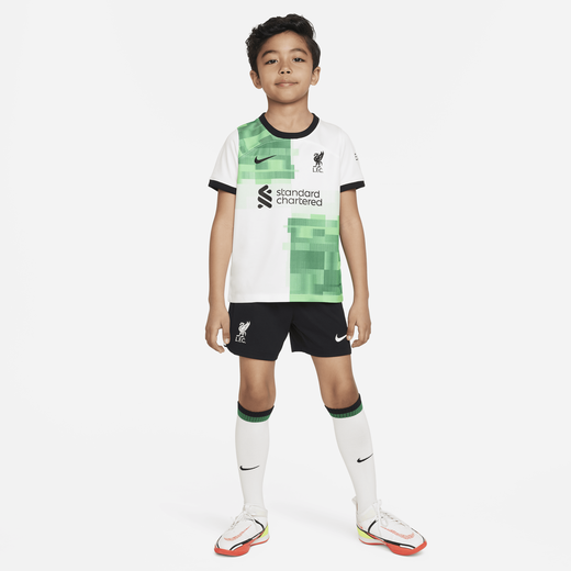 Liverpool sales football kit