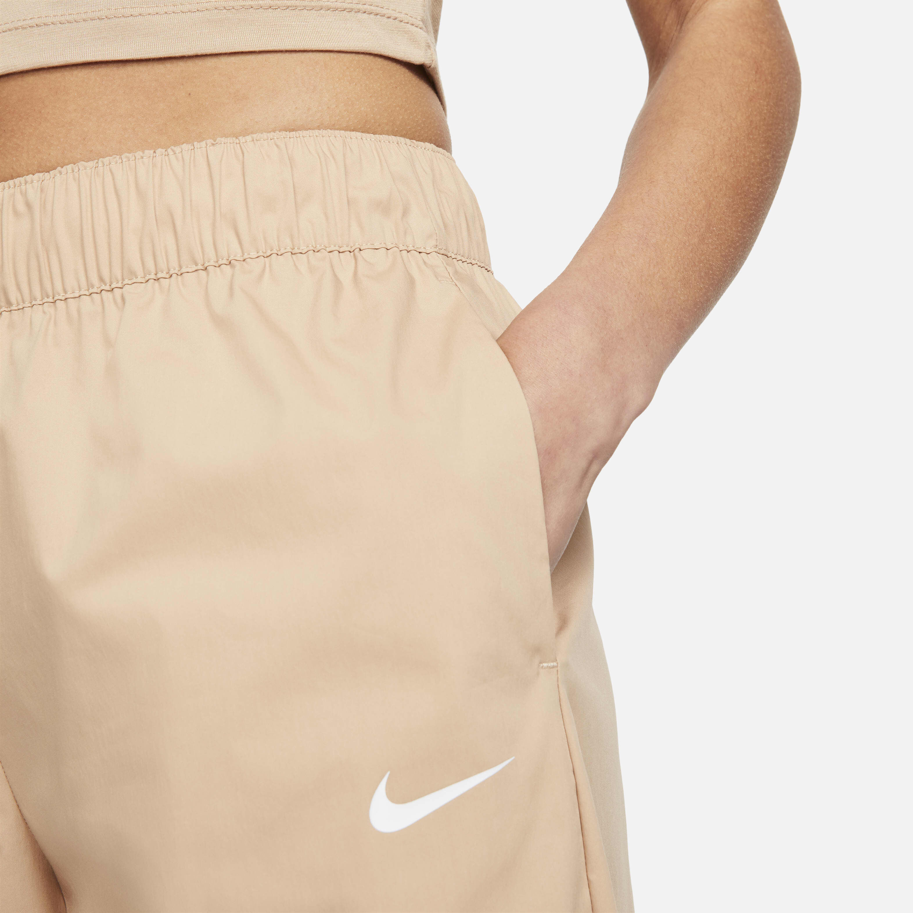 نايكي سبورتسوير ايسنشال image number 2