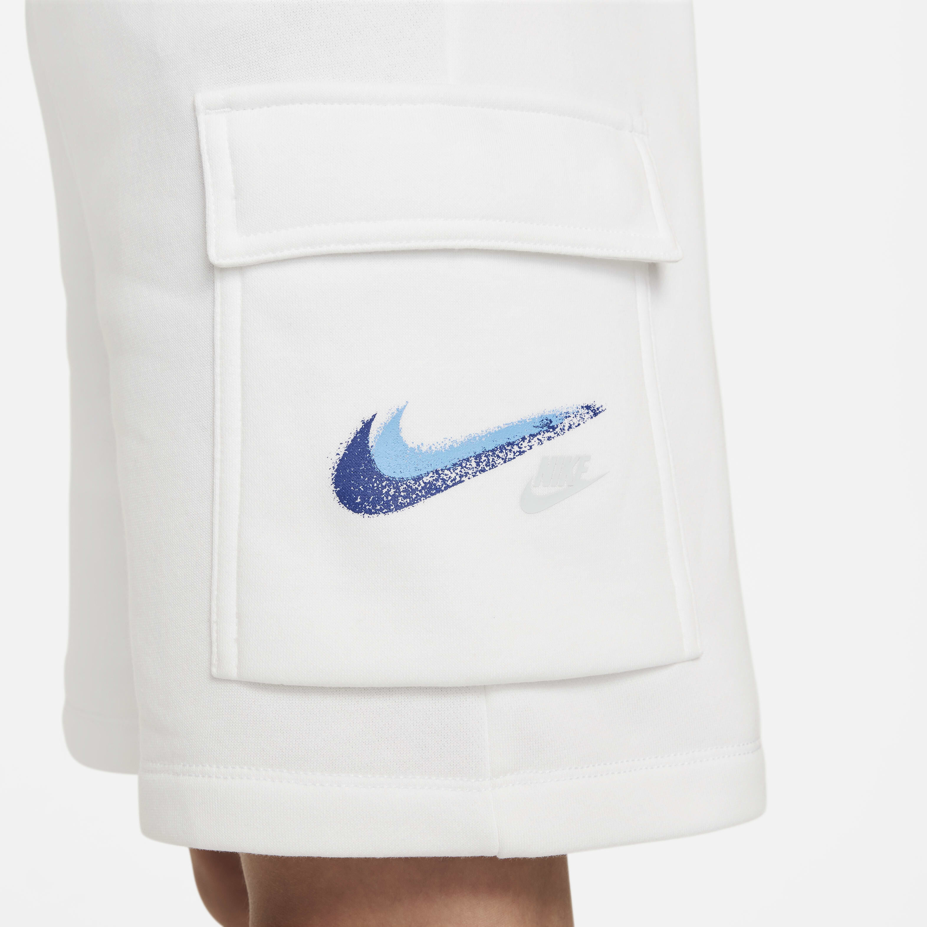 Nike Sportswear Standard Issue image number 4
