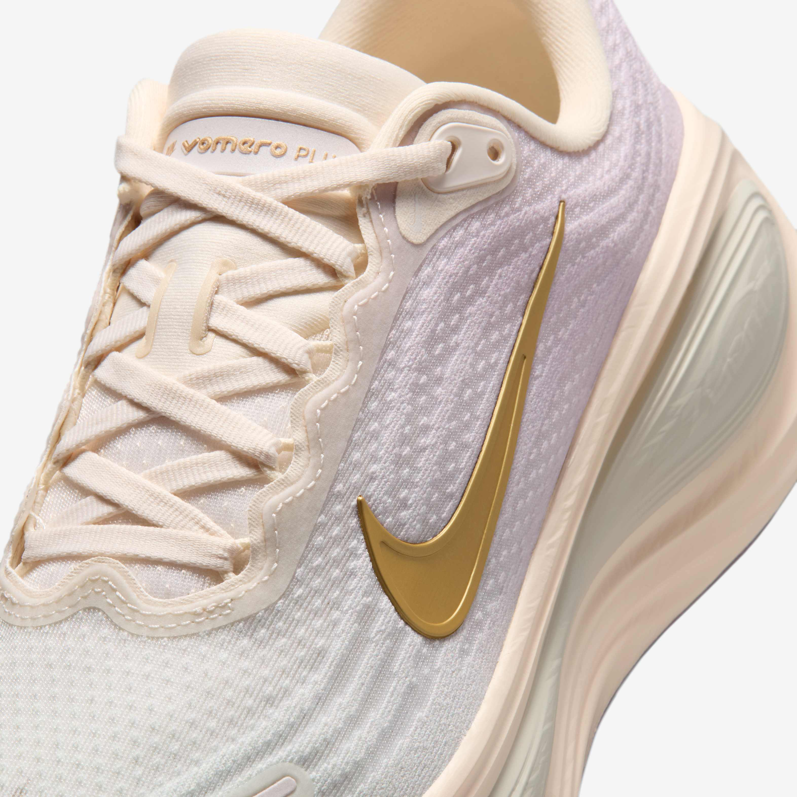 Nike Vomero Plus image number 6