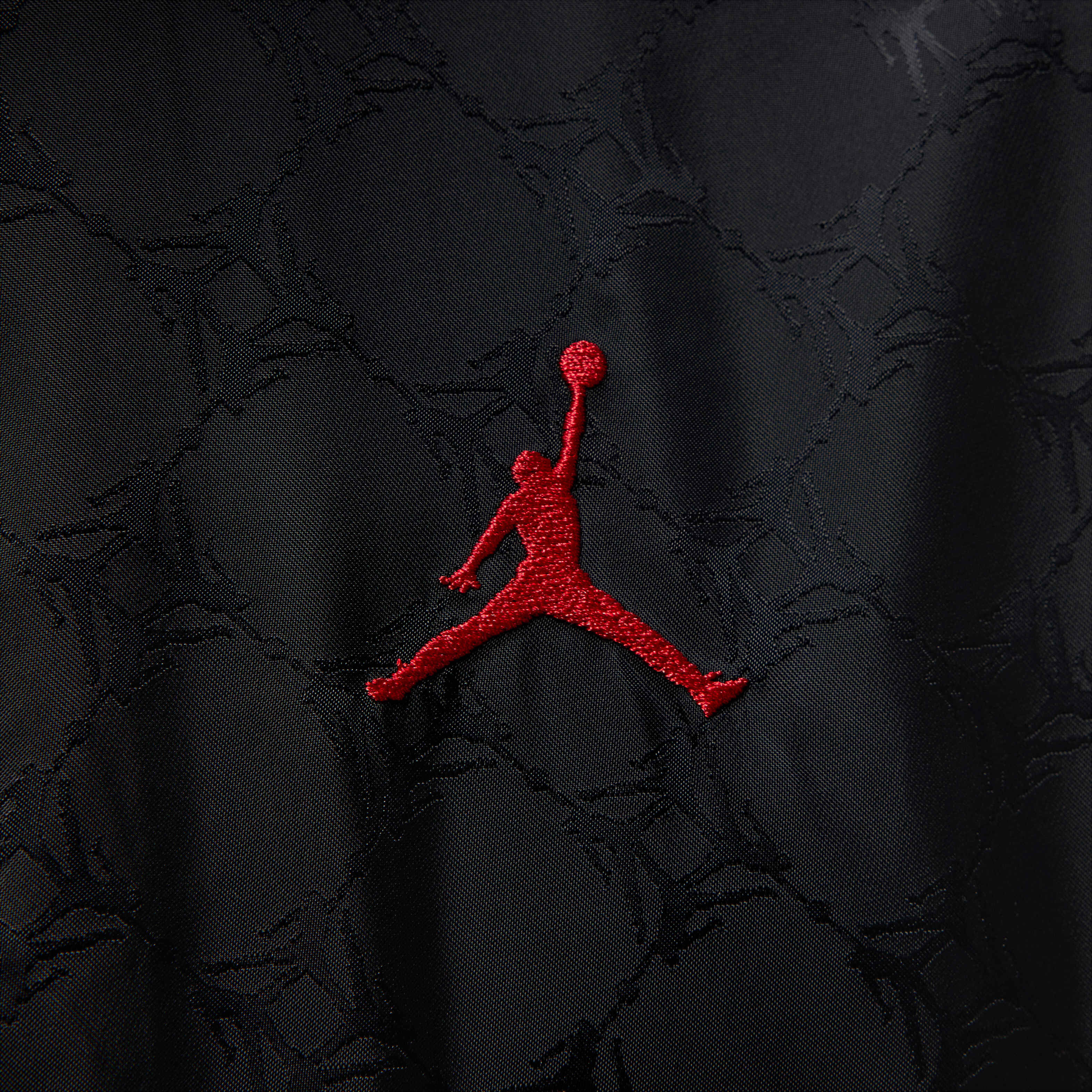 Jordan Brooklyn image number 3