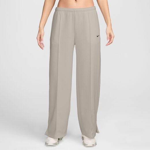 Nike Studio Fleece Medium-Weight Plush