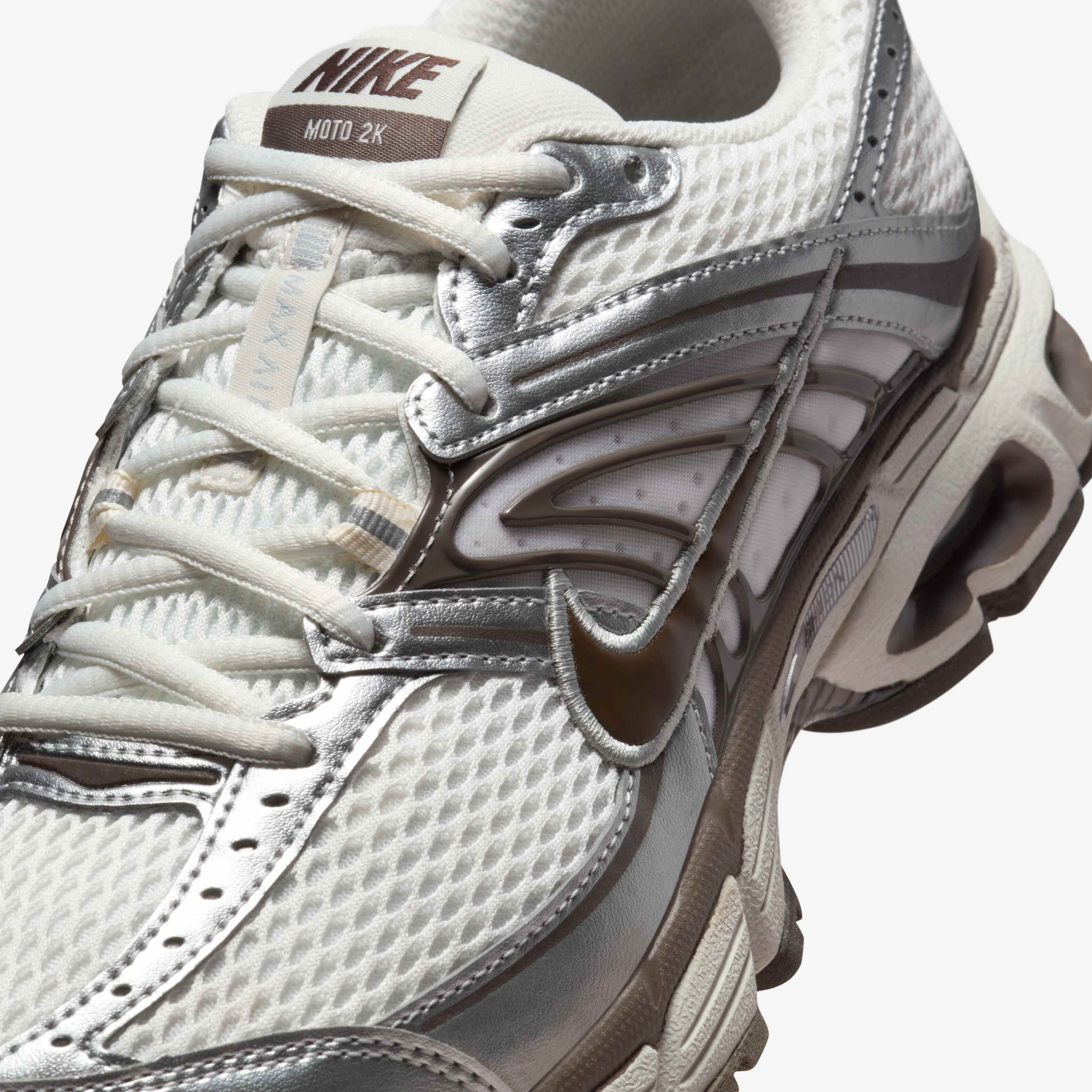 Nike Air Max Moto 2K image number 6