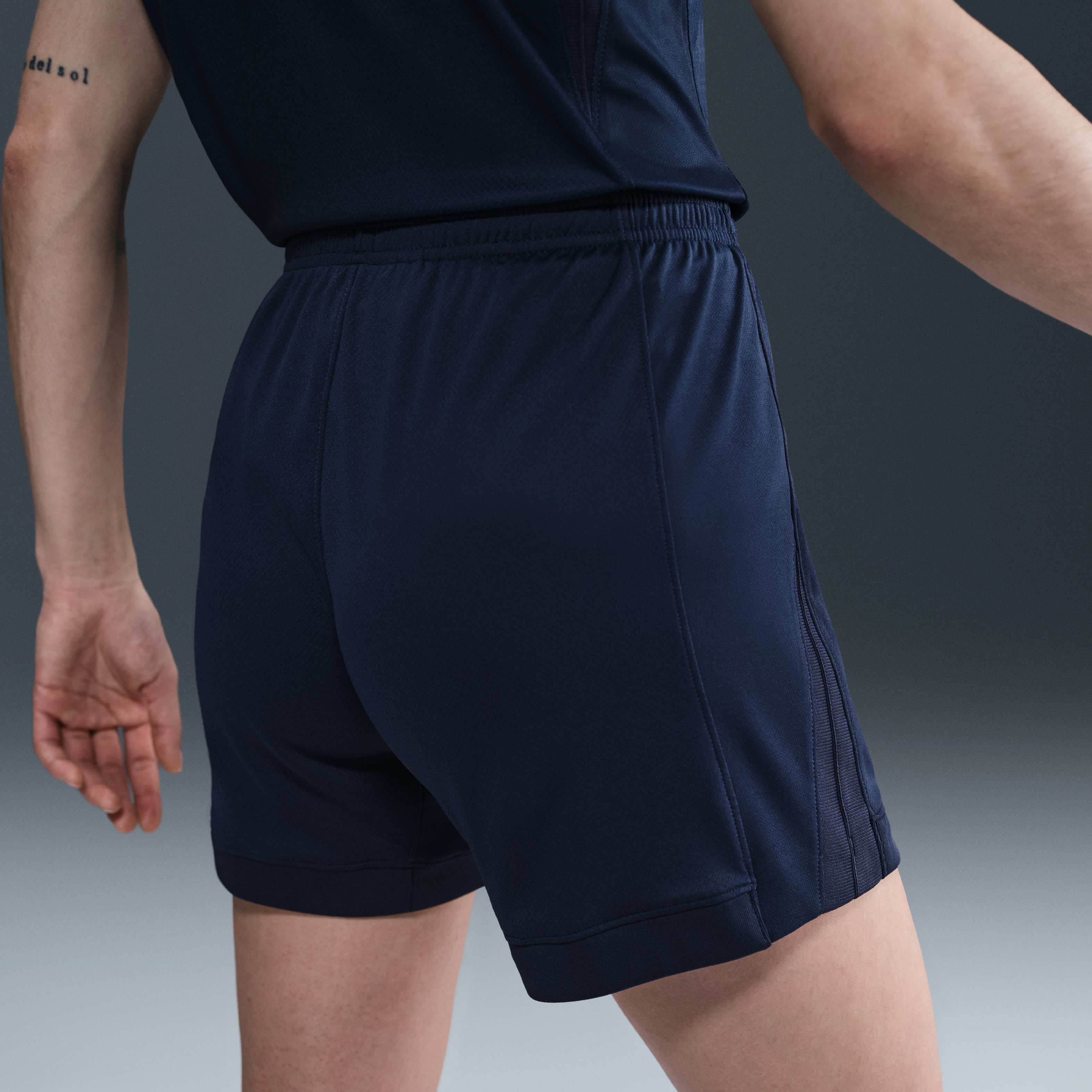 باريس سان جيرمان 2025/26 ستيديوم الأساسي image number 2