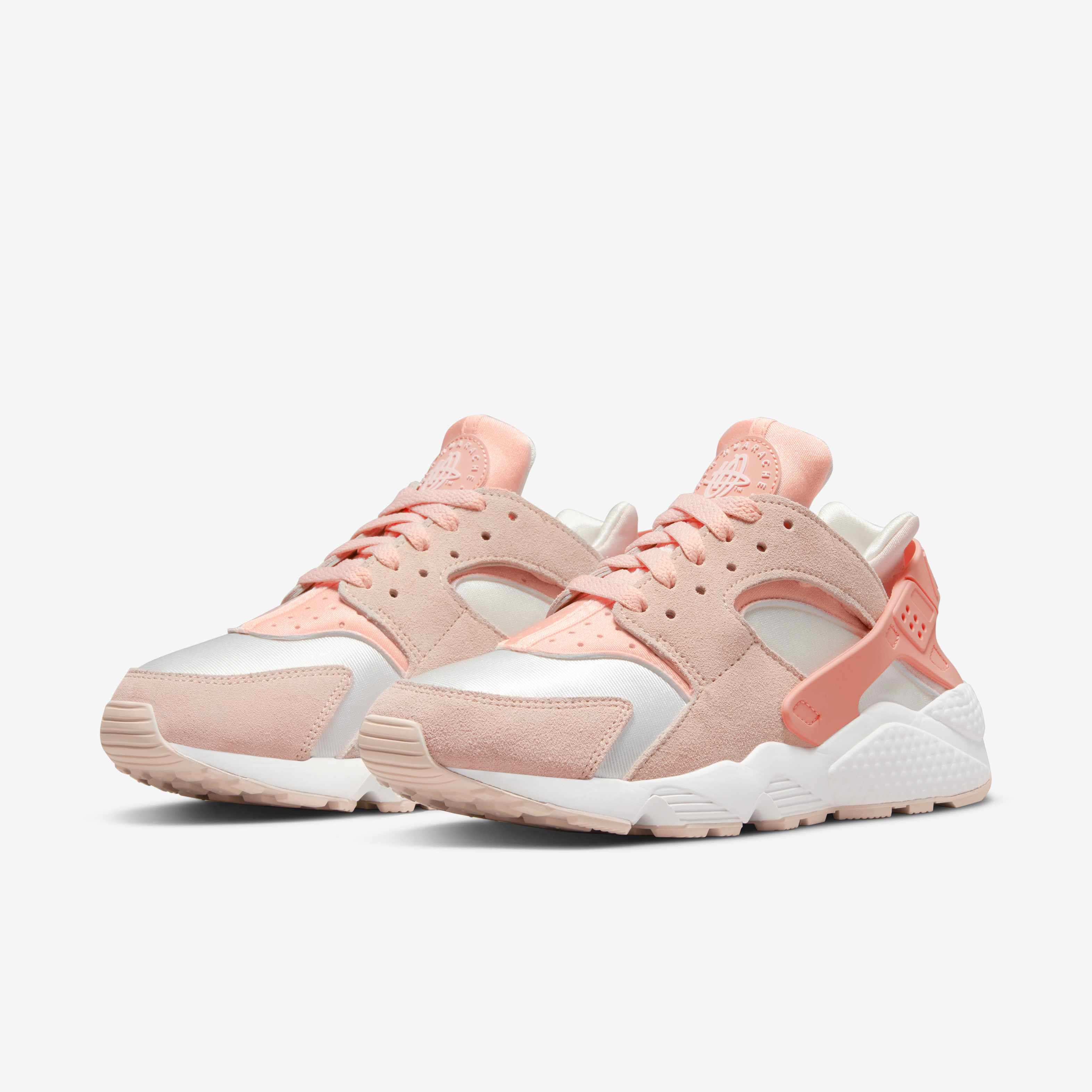 Nike Air Huarache image number 4