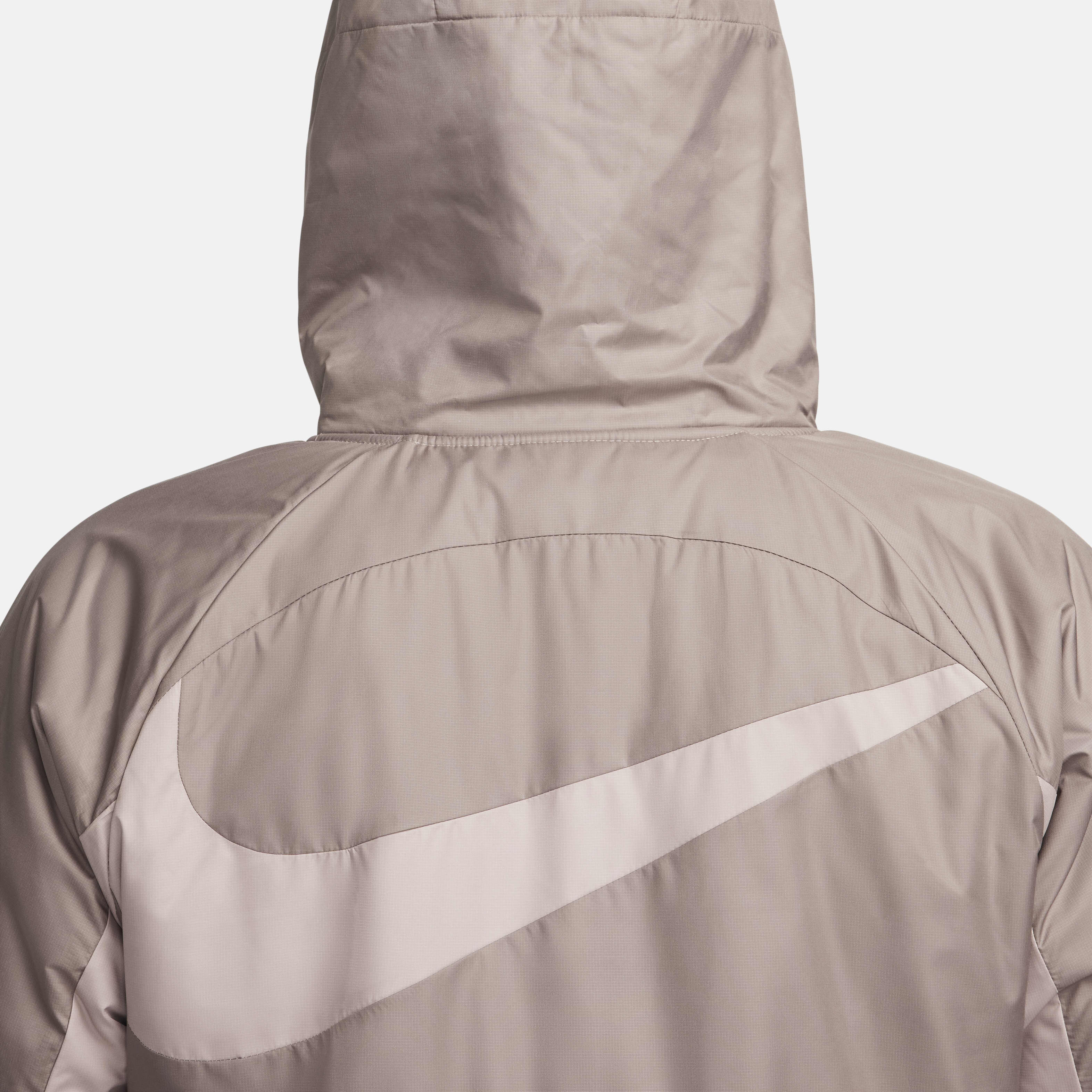 توتنهام هوتسبير AWF البديل image number 3