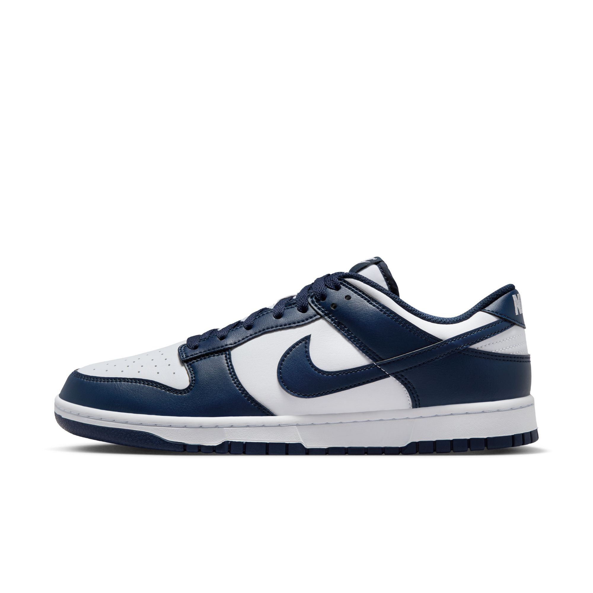 Navy blue and white nike shoes deals