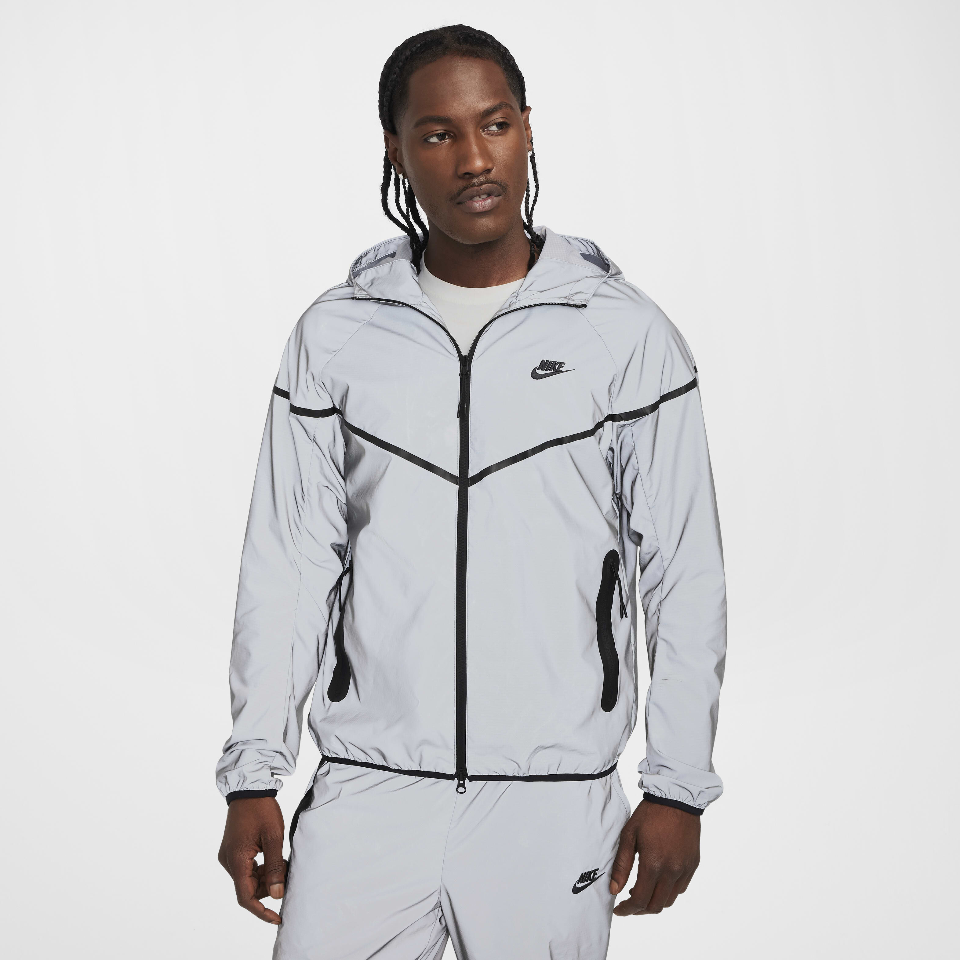 コリアグランドセール 2025 Buy Nike Official  UAE Nike | Silver/Black Reflect - Jacket Flash Woven Men's Tech ジャケット・アウター