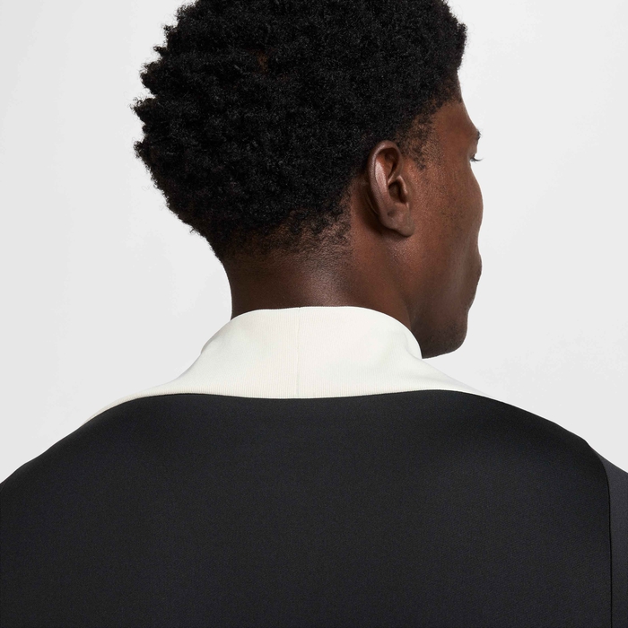 Liverpool F.C. Strike Special Edition image number 5 Liverpool F.C. Strike Special Edition image number 5