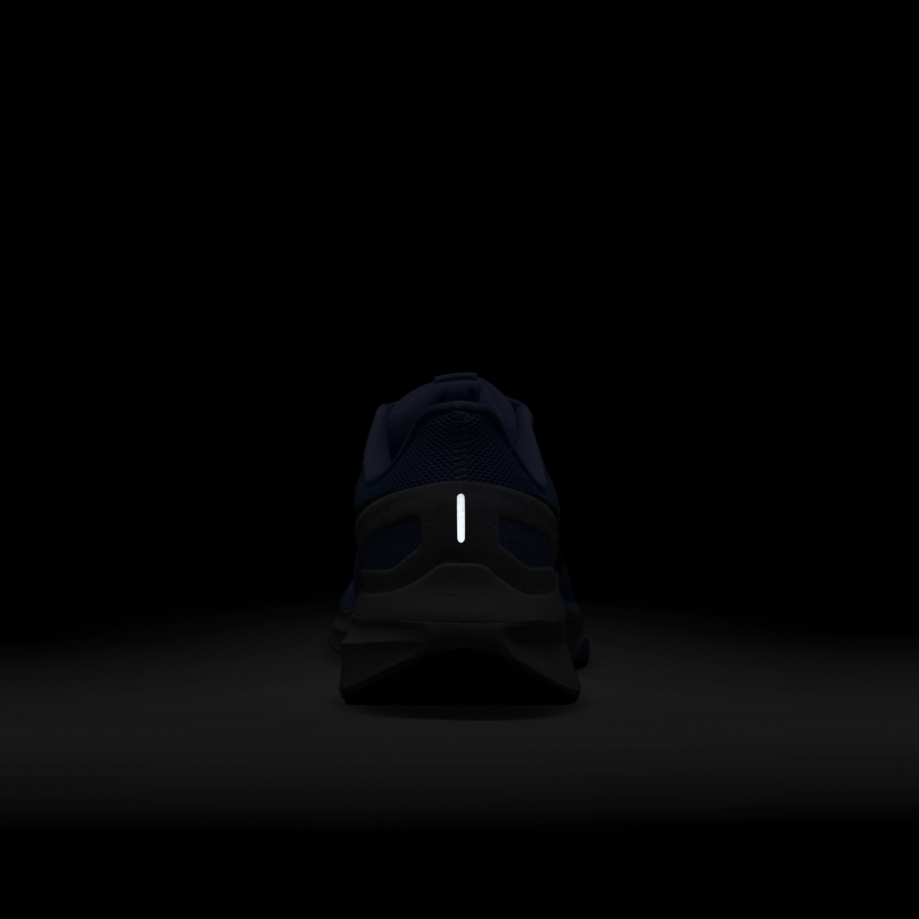 Nike Structure 25 image number 8
