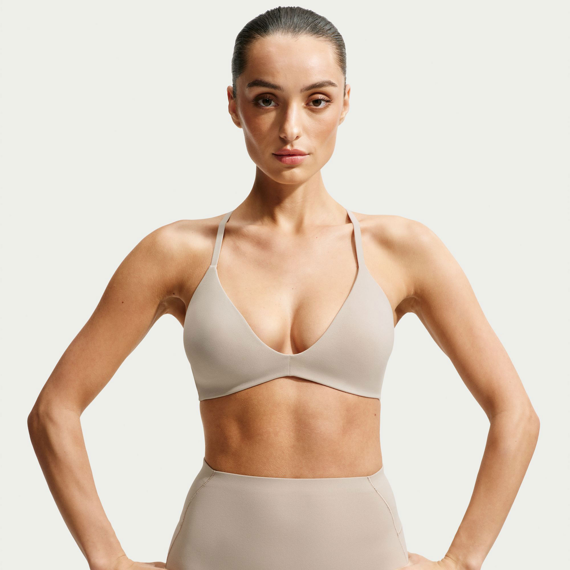 NikeSKIMS Studio Stretch image number 3