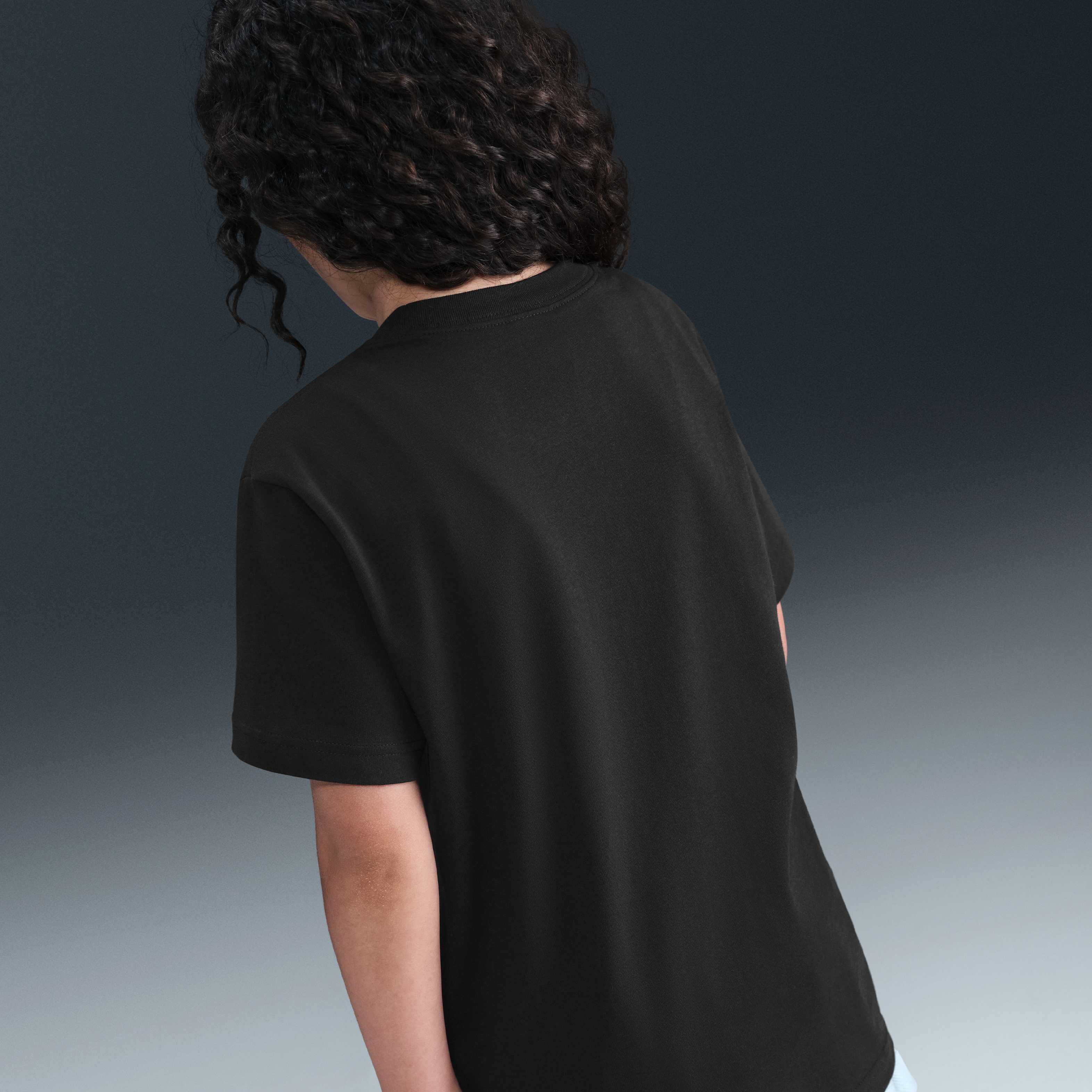 نايكي سبورتسوير image number 1