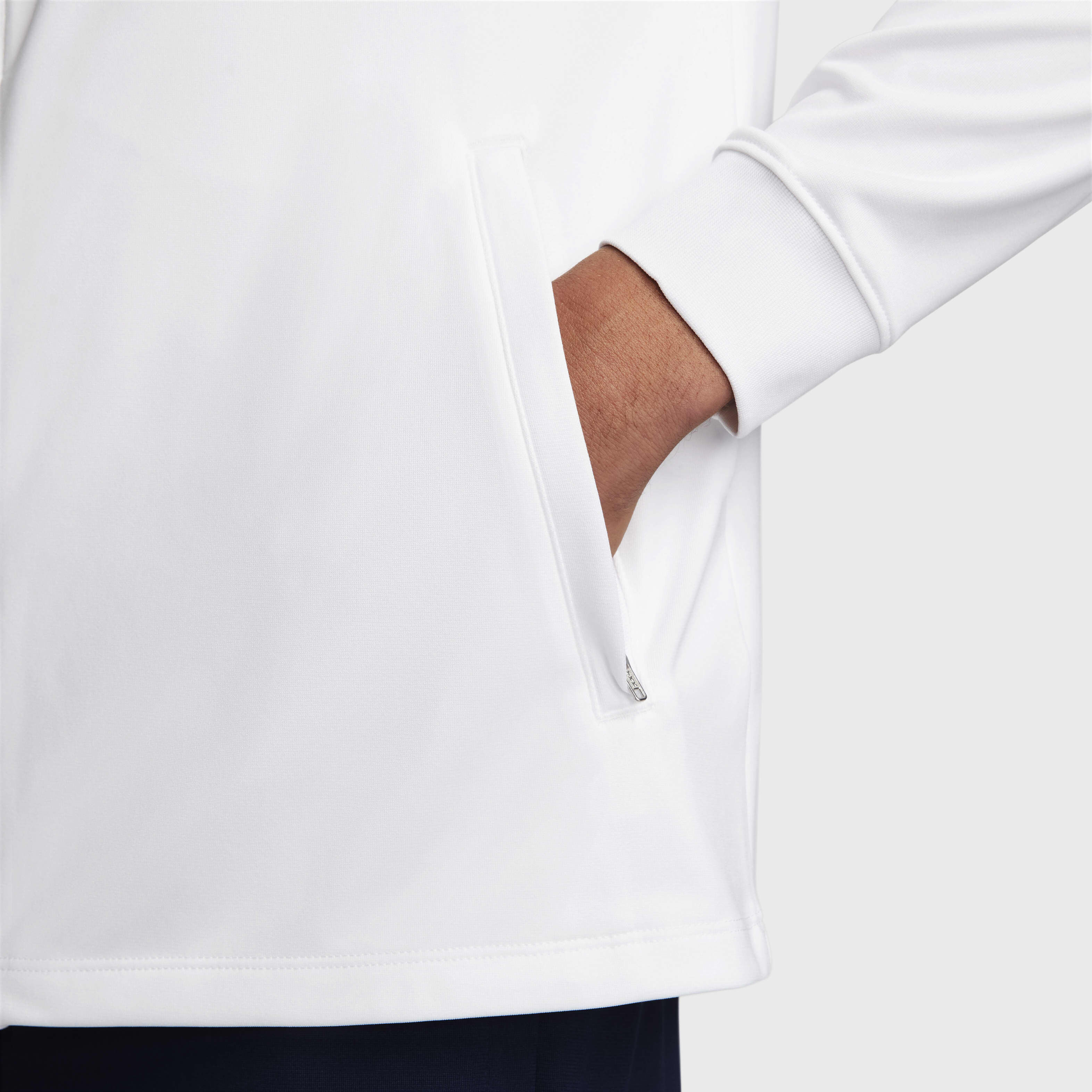 Paris Saint-Germain Strike image number 3