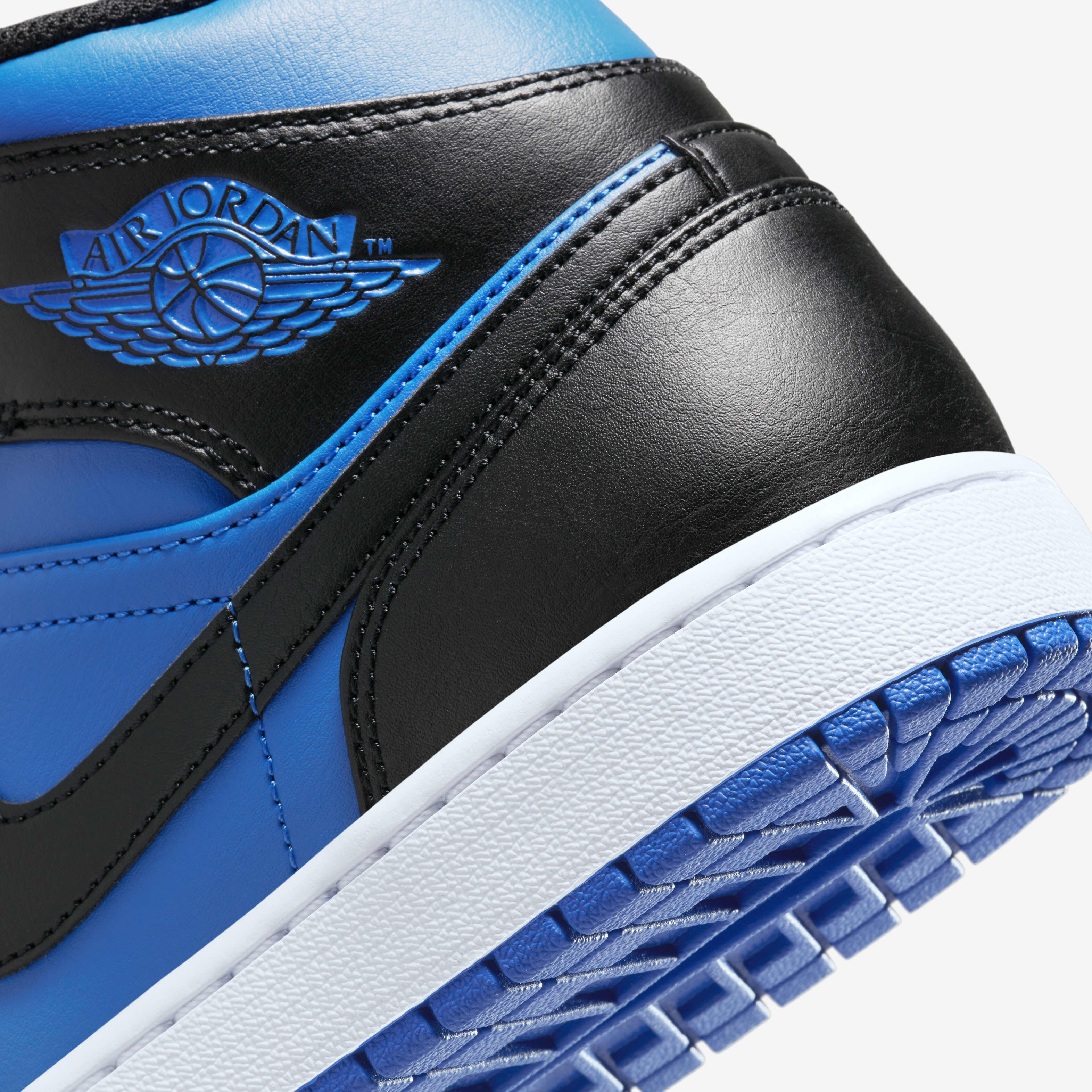 Air Jordan 1 Mid image number 7