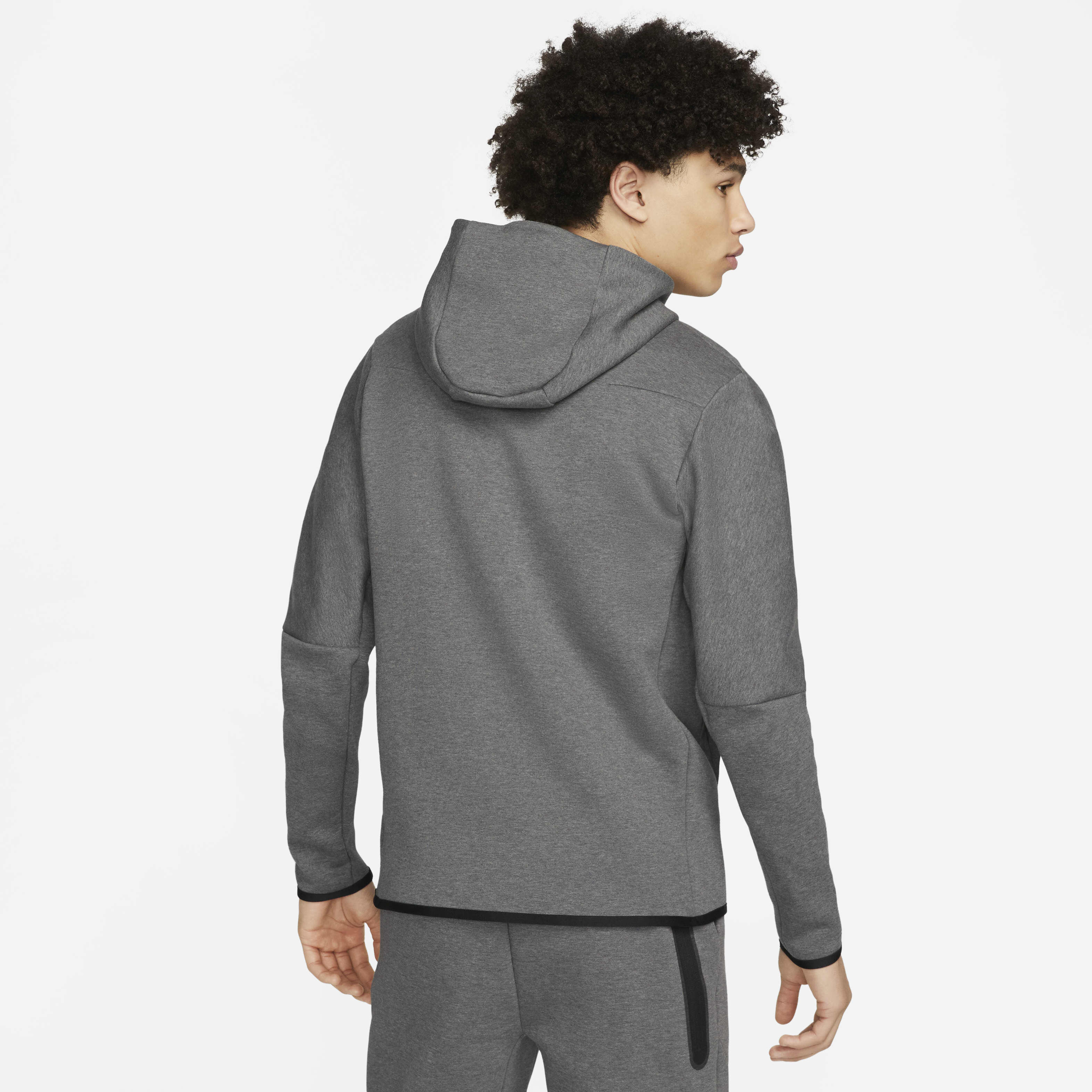 Liverpool F.C. Tech Fleece Windrunner image number 1