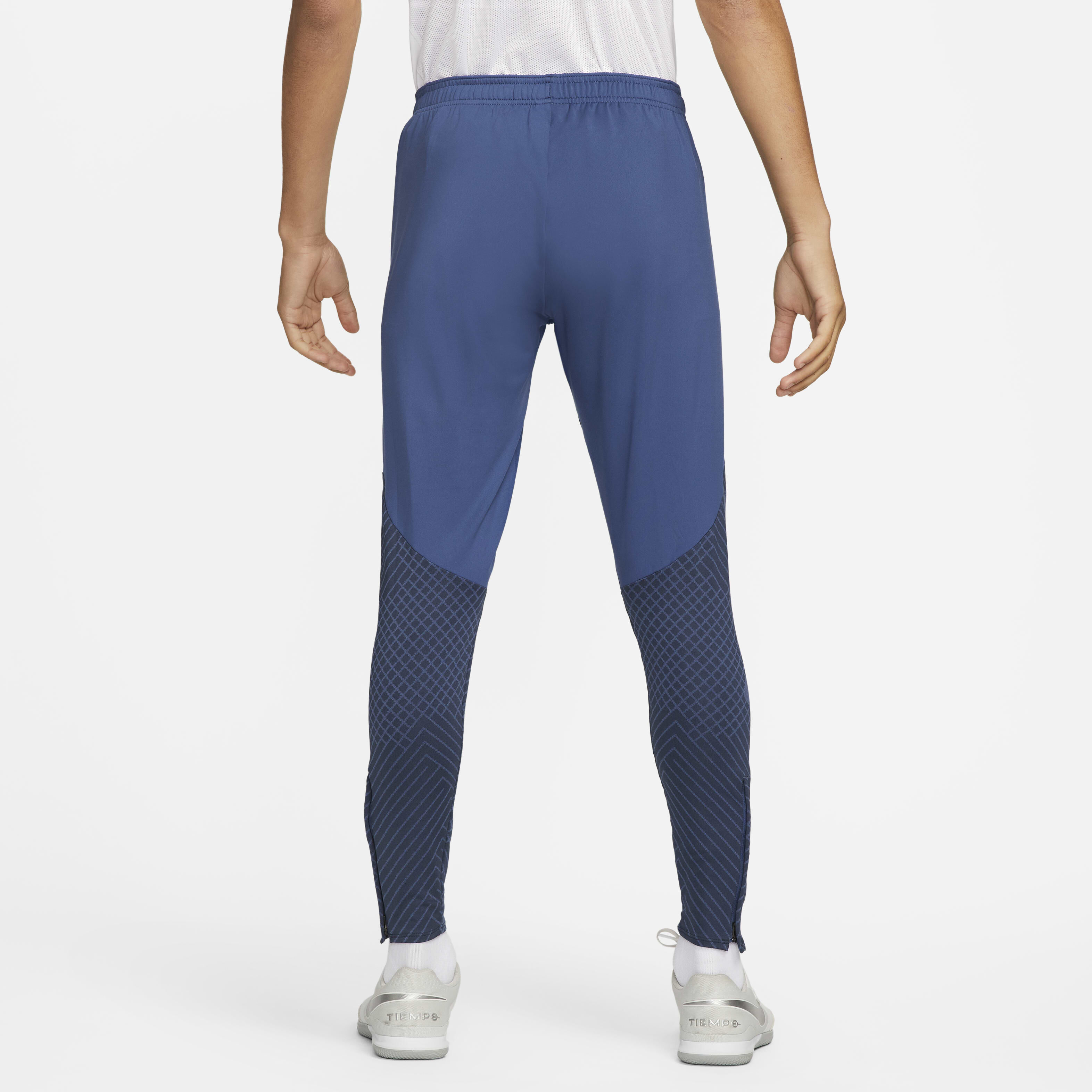 Nike Dri-FIT Strike image number 1