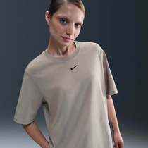 Nike Sportswear Essential