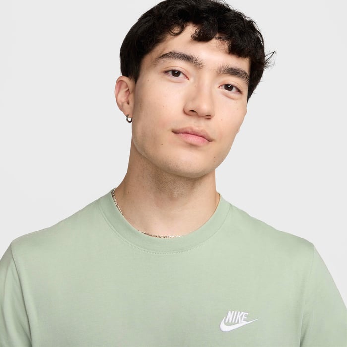 Nike Sportswear Club image number 2 Nike Sportswear Club image number 2