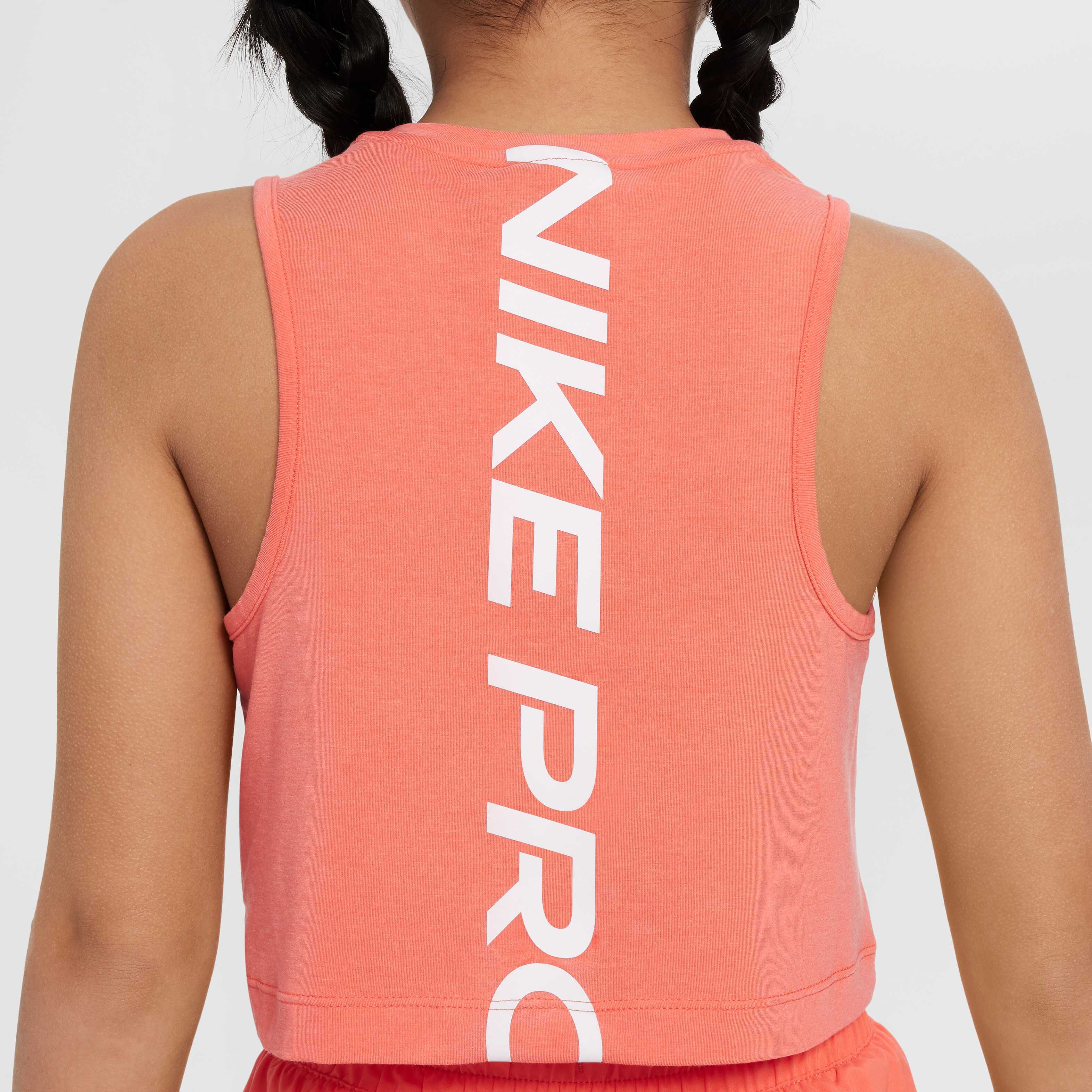 Nike Pro image number 3