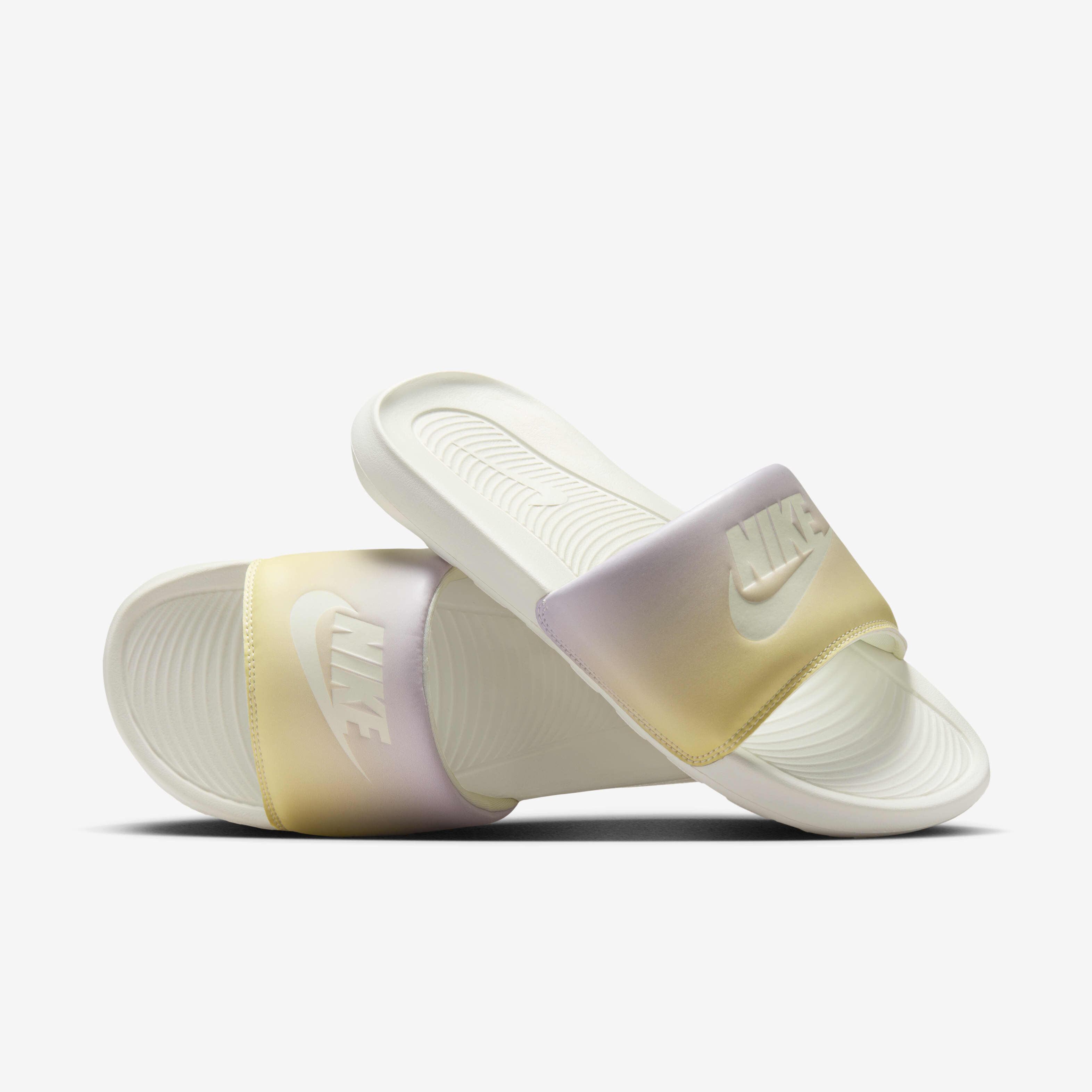 Buy Nike Victori One Women s Print Slides Nike UAE Official