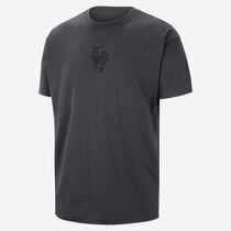 Milwaukee Bucks Premium Essentials