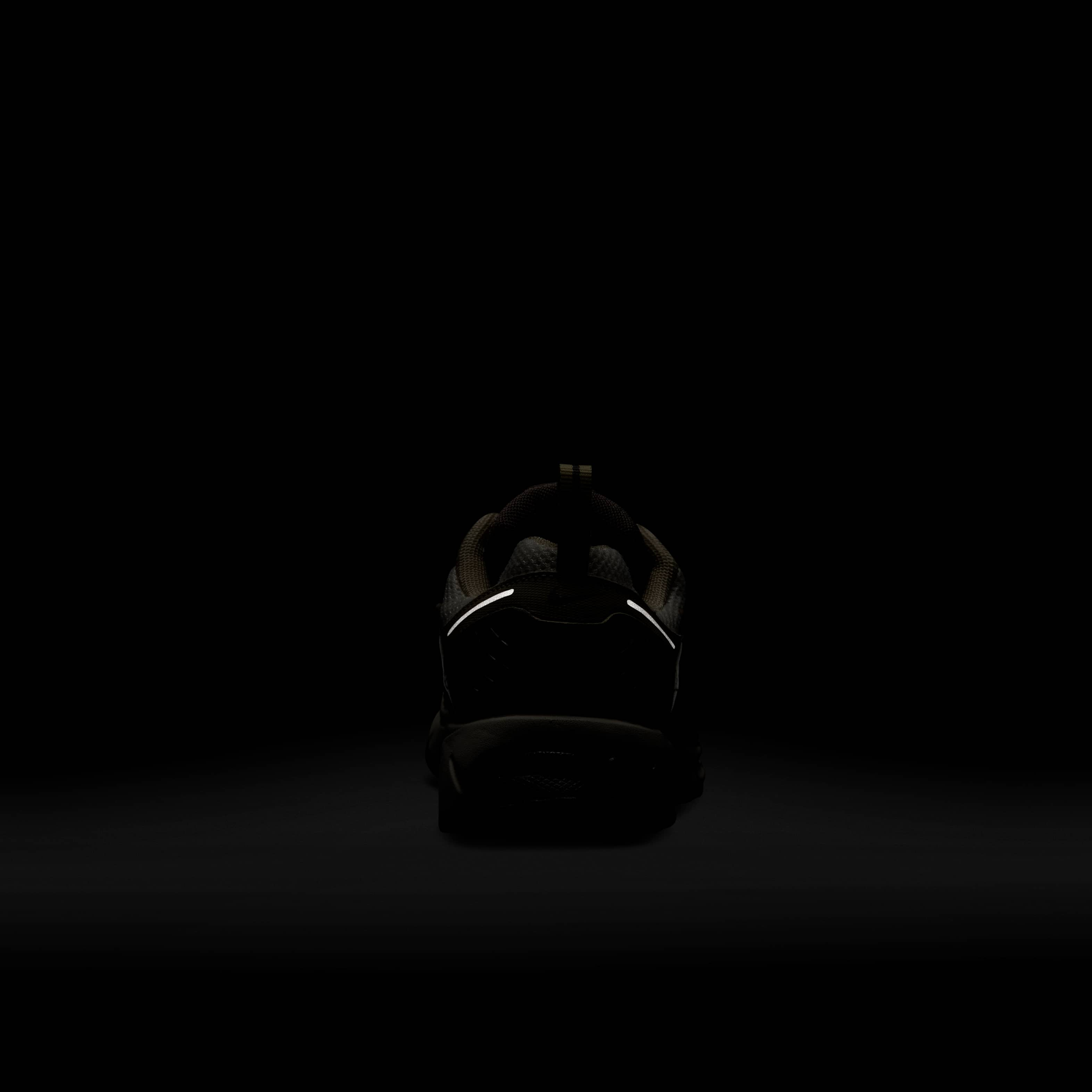 نايكي فوميرو 5 image number 9