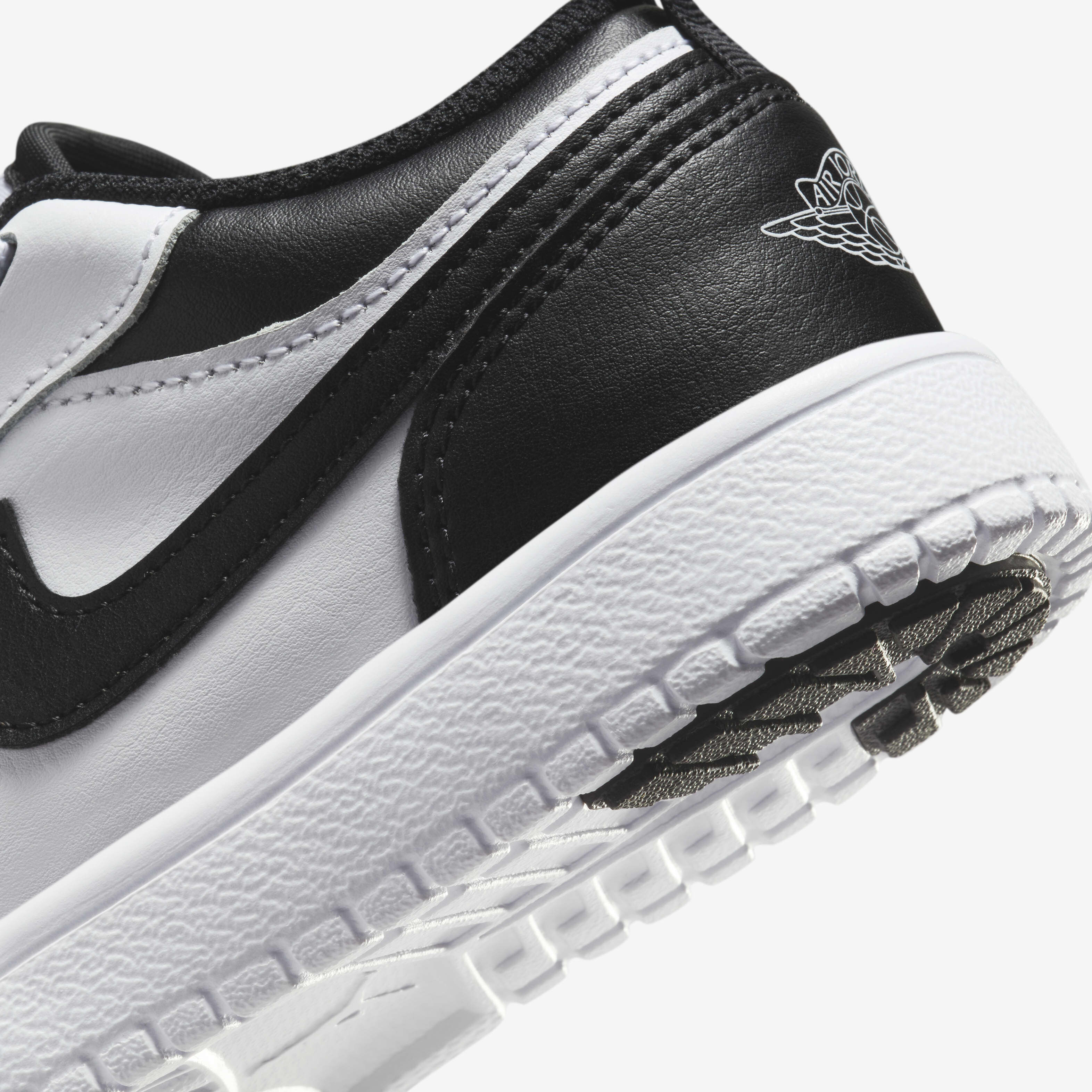 Jordan 1 Low Alt image number 7