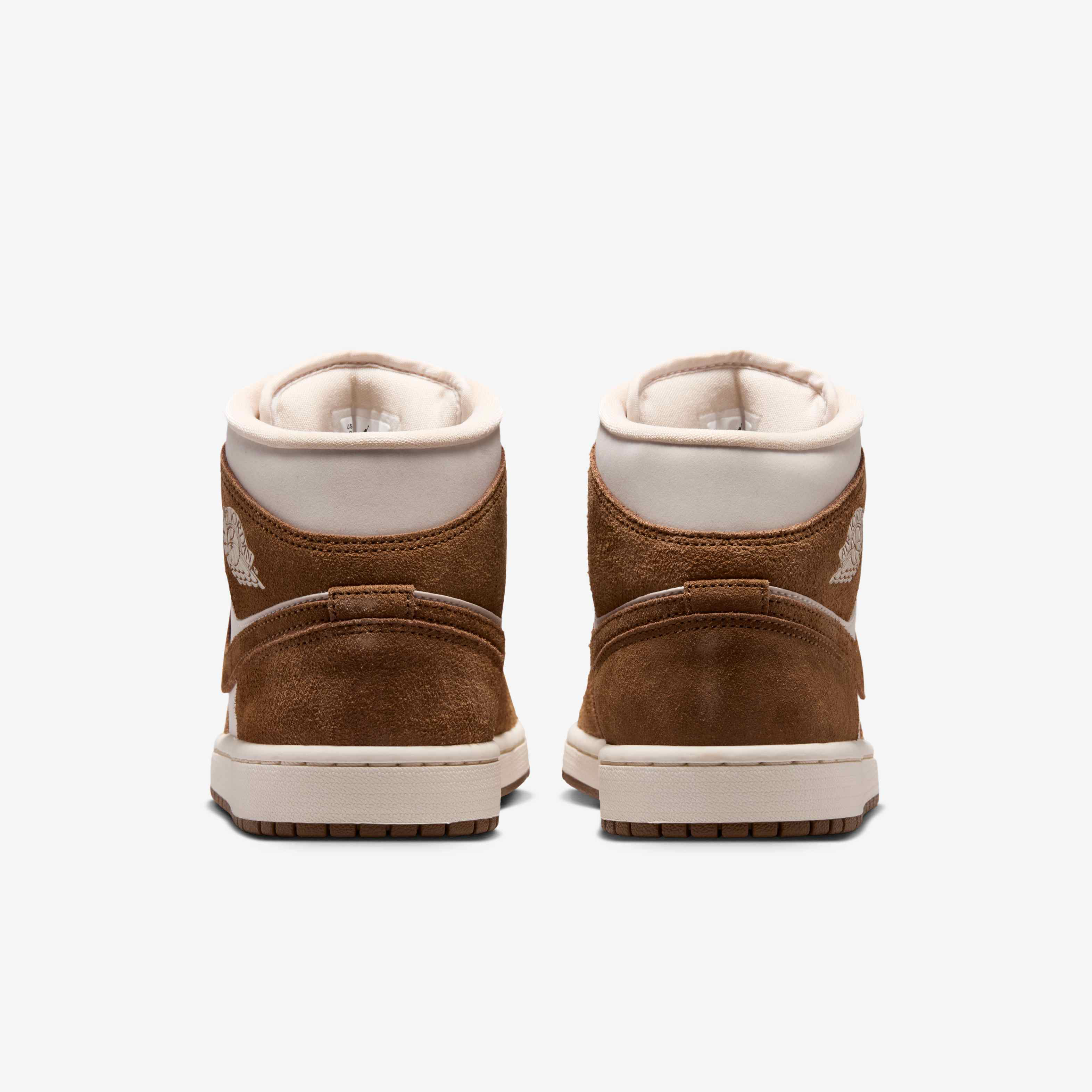 Air Jordan 1 Mid image number 5