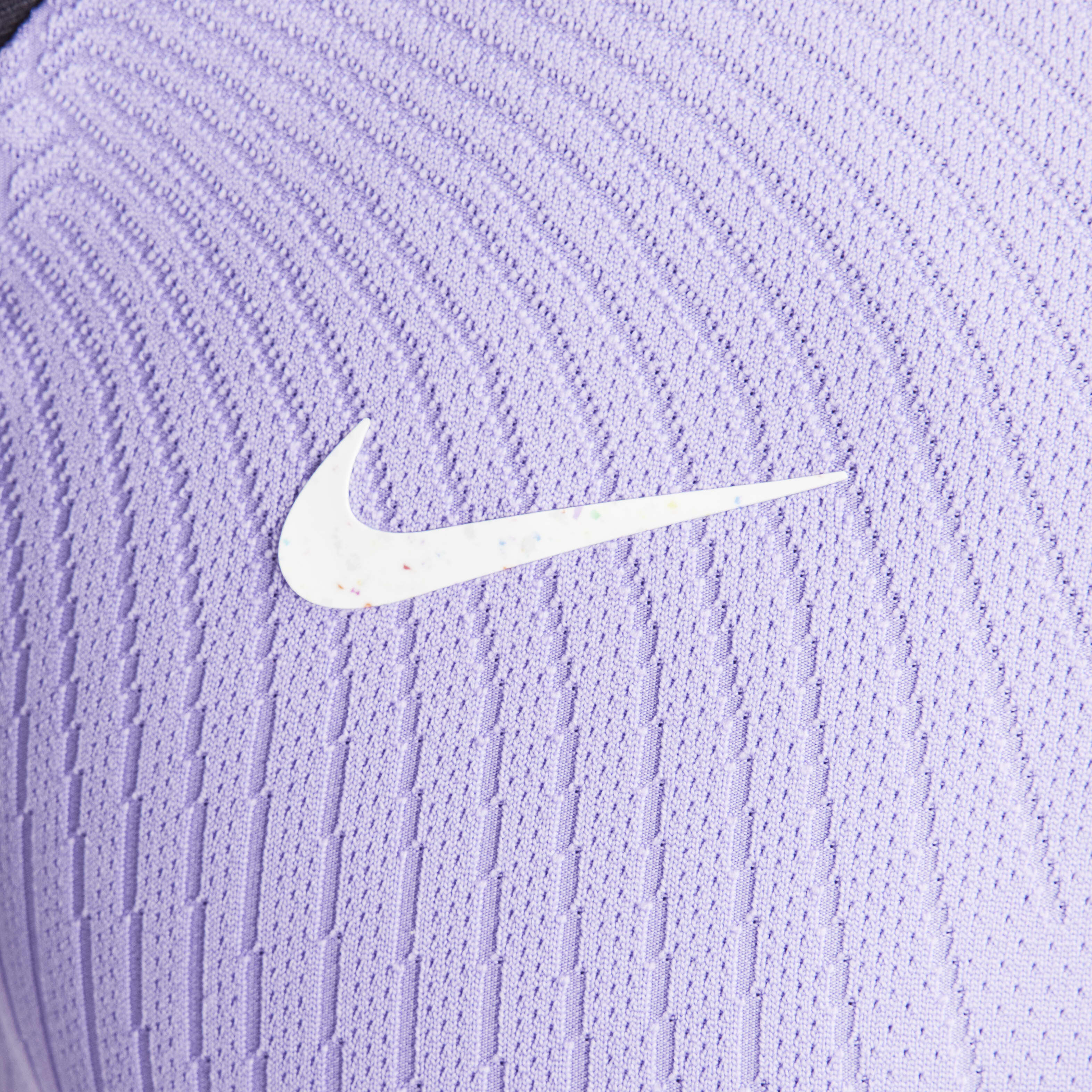 Liverpool F.C. Strike Elite Third image number 4