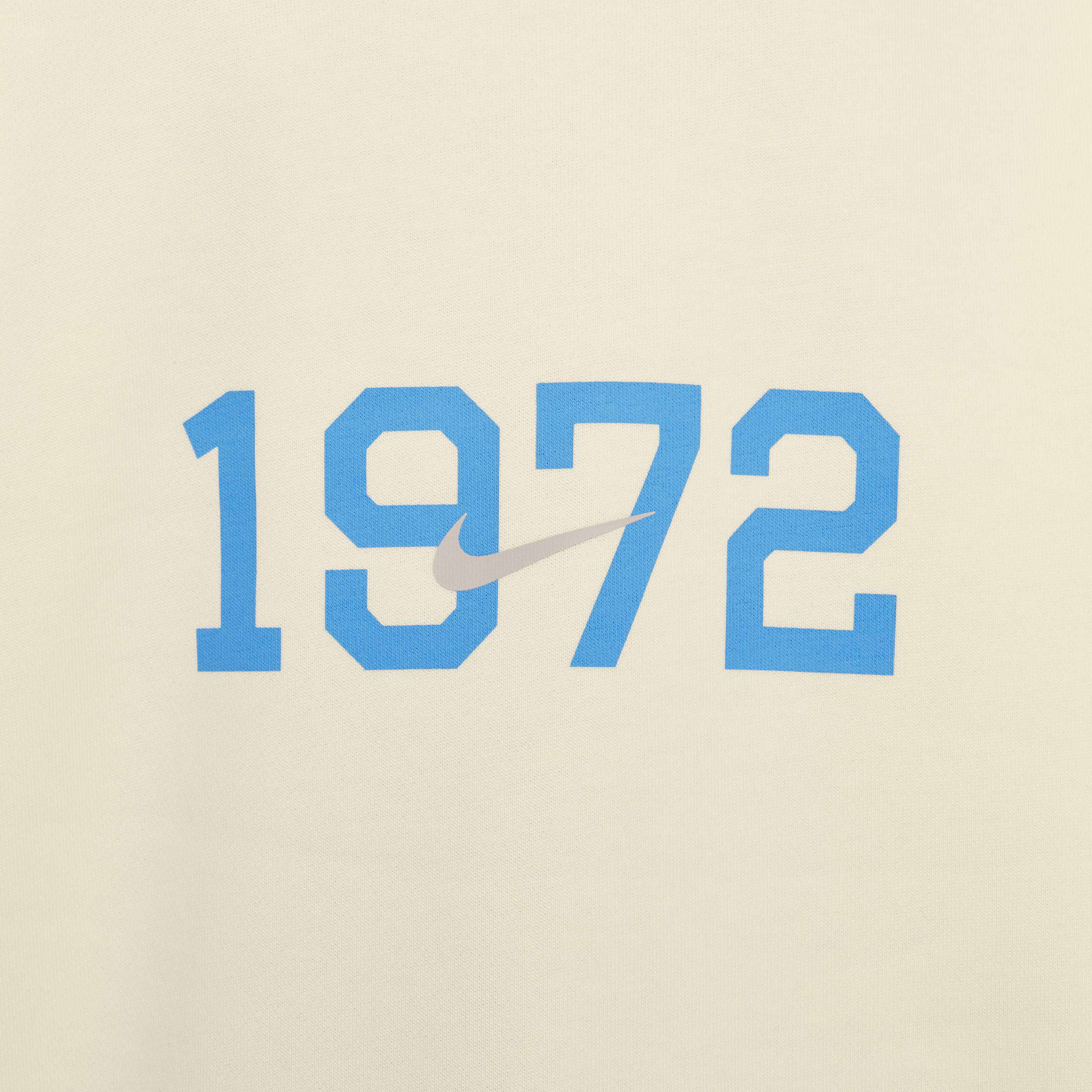 نايكي سبورتسوير كلوب فليس image number 5