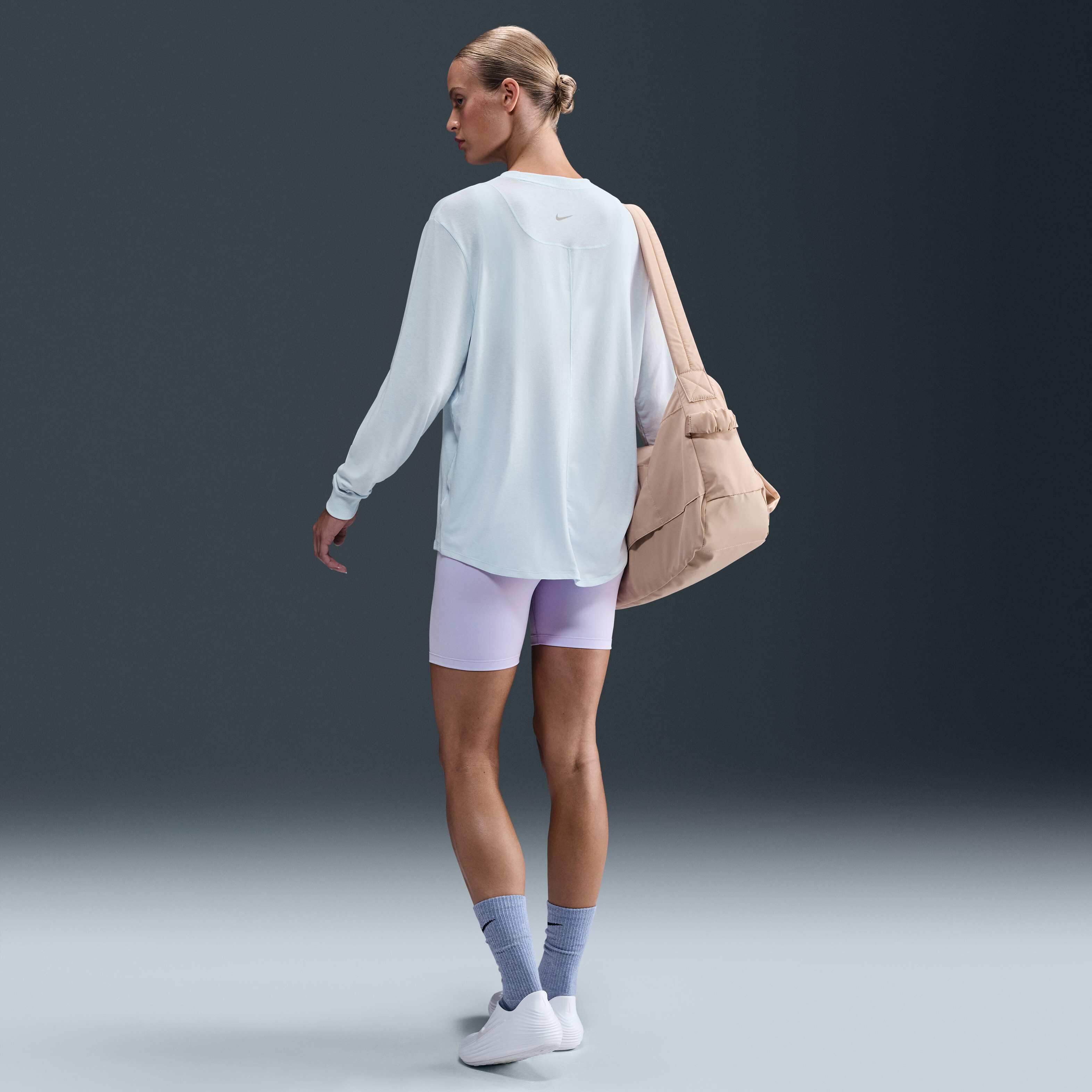 Nike One Relaxed image number 4