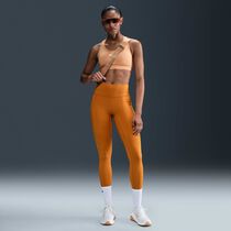 Nike Universa